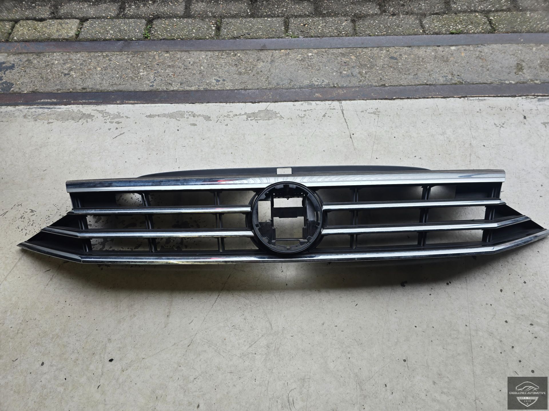 VW Passat B8 3G Facelift 2019-2024 Grille Grill 3G0853653N