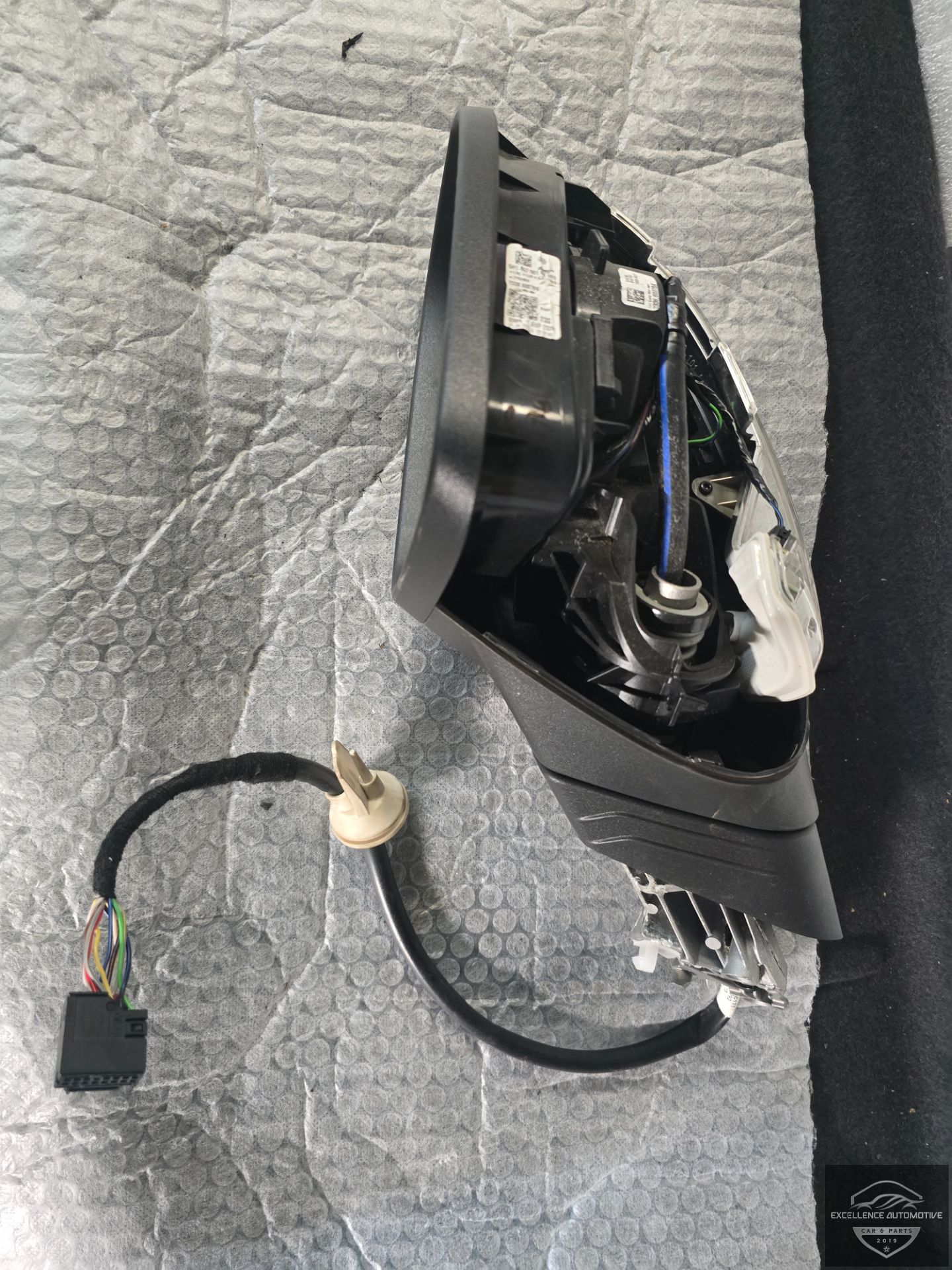 Rétroviseur extérieur gauche 11 broches pour VW Golf 8 (à partir de 2020) - Référence : 5H1857501BK