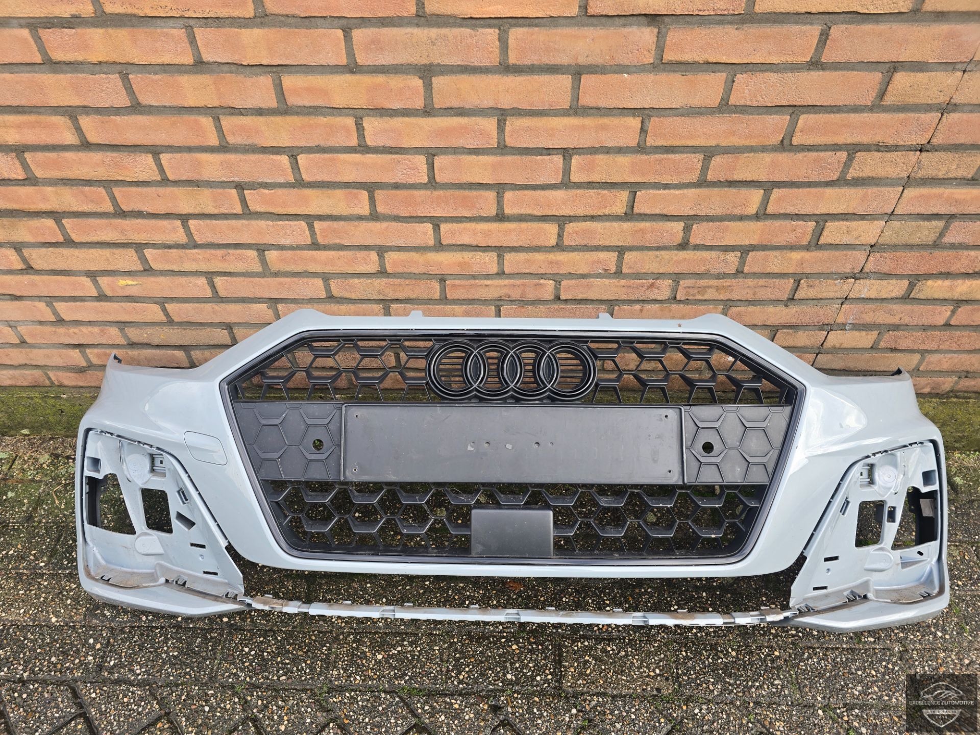 Audi A1 82A S-Line 2019+ Voorbumper Bumper 6xPDC Origineel! 82A807437F