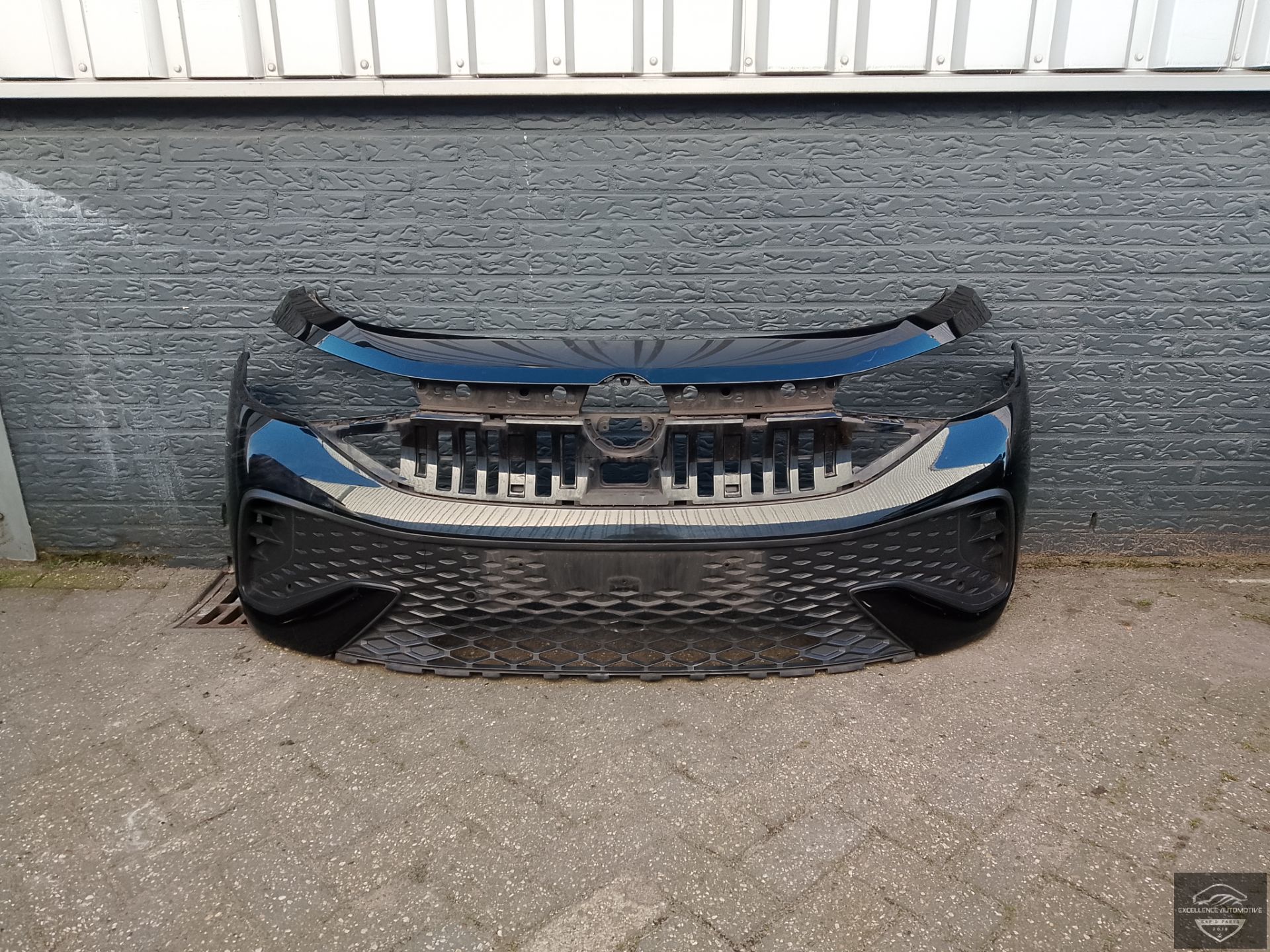 VW ID5 ID.5 2022+ Frontstoßstange Stoßstange 6xPDC Original!