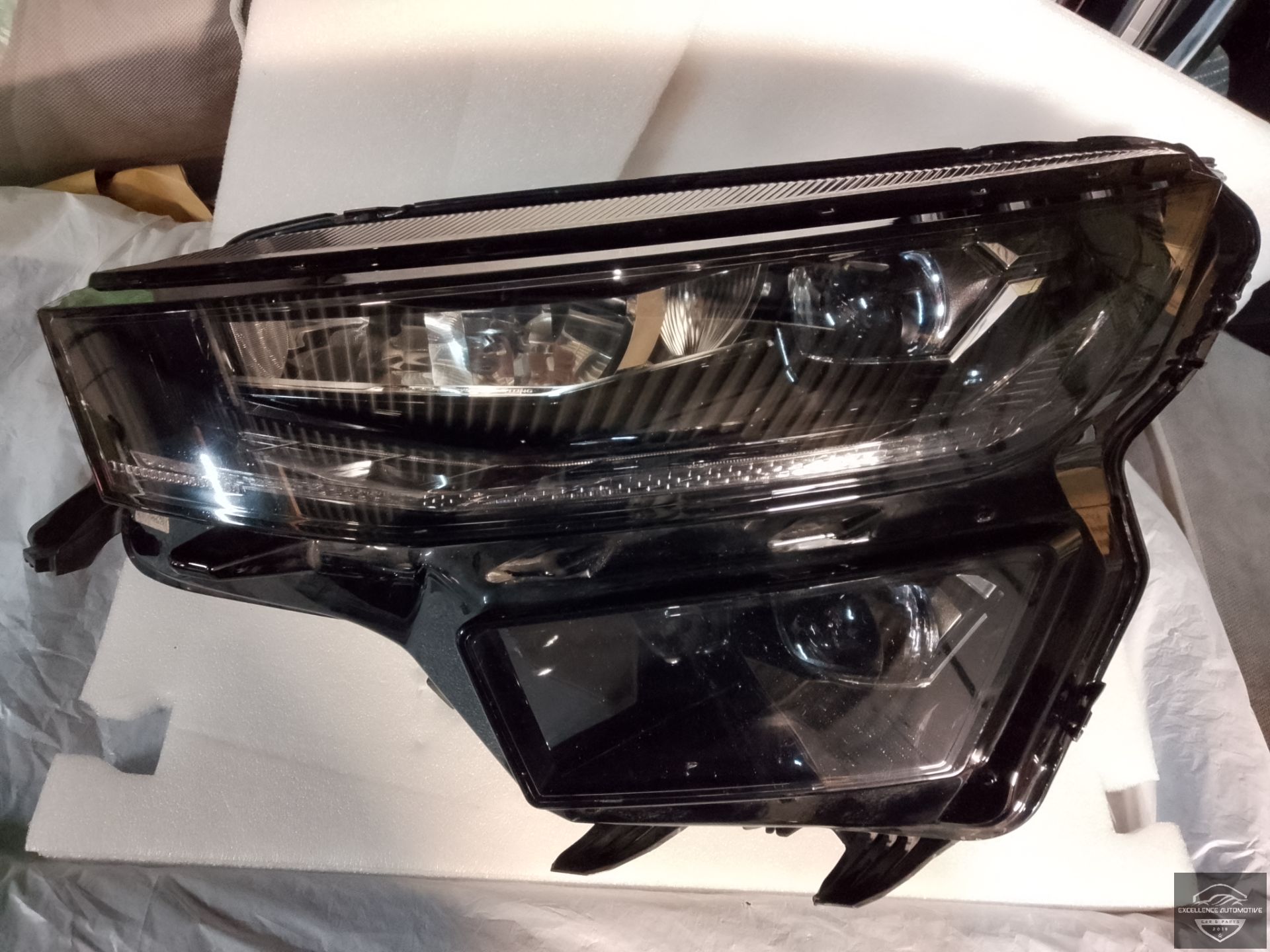 Skoda Kodiaq Facelift 21-24 Vol LED Koplamp Links 566941035
