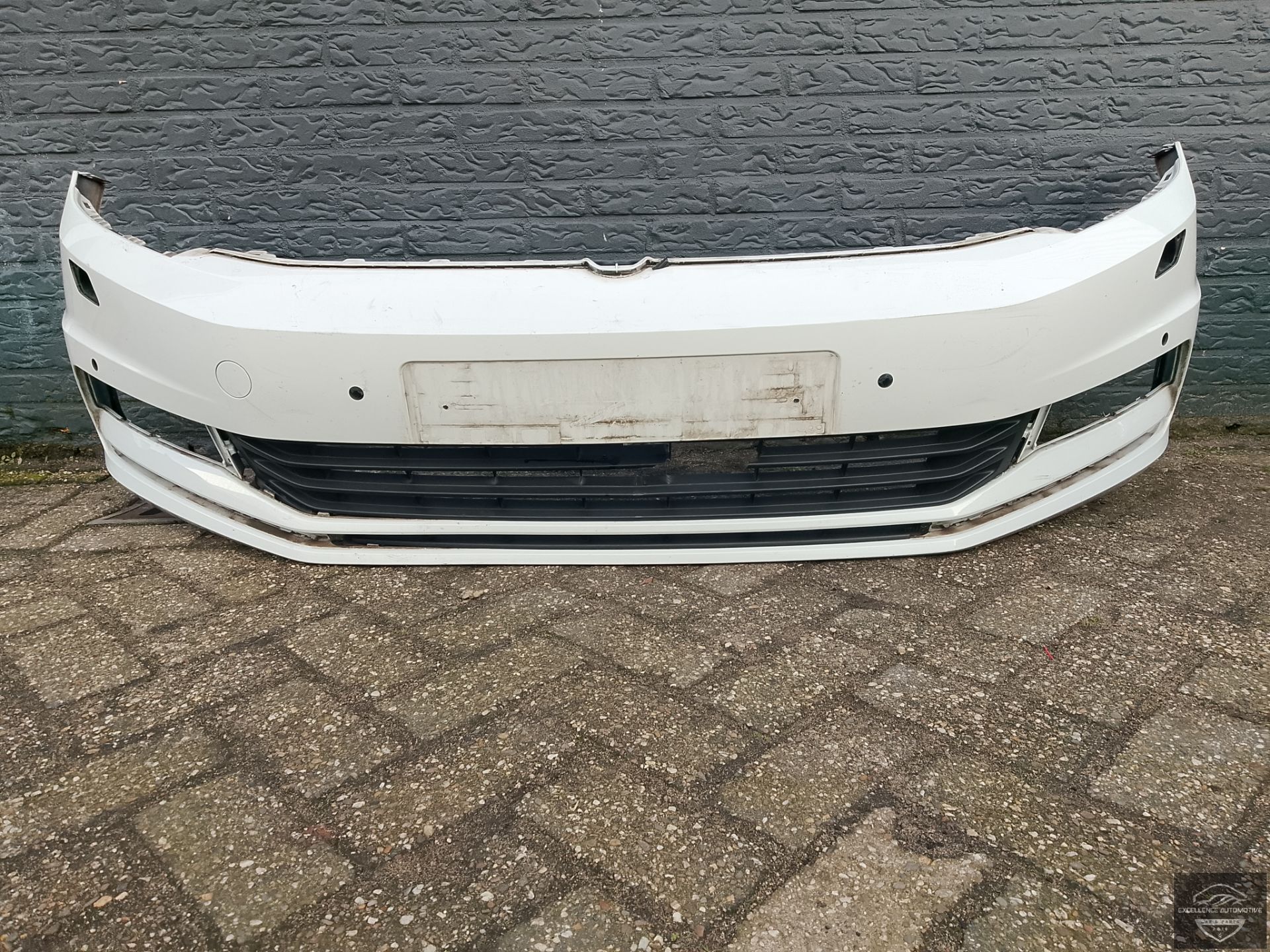 VW Touran 5T 5TA 2015+ Voorbumper Bumper 4xPDC KLS Origineel!