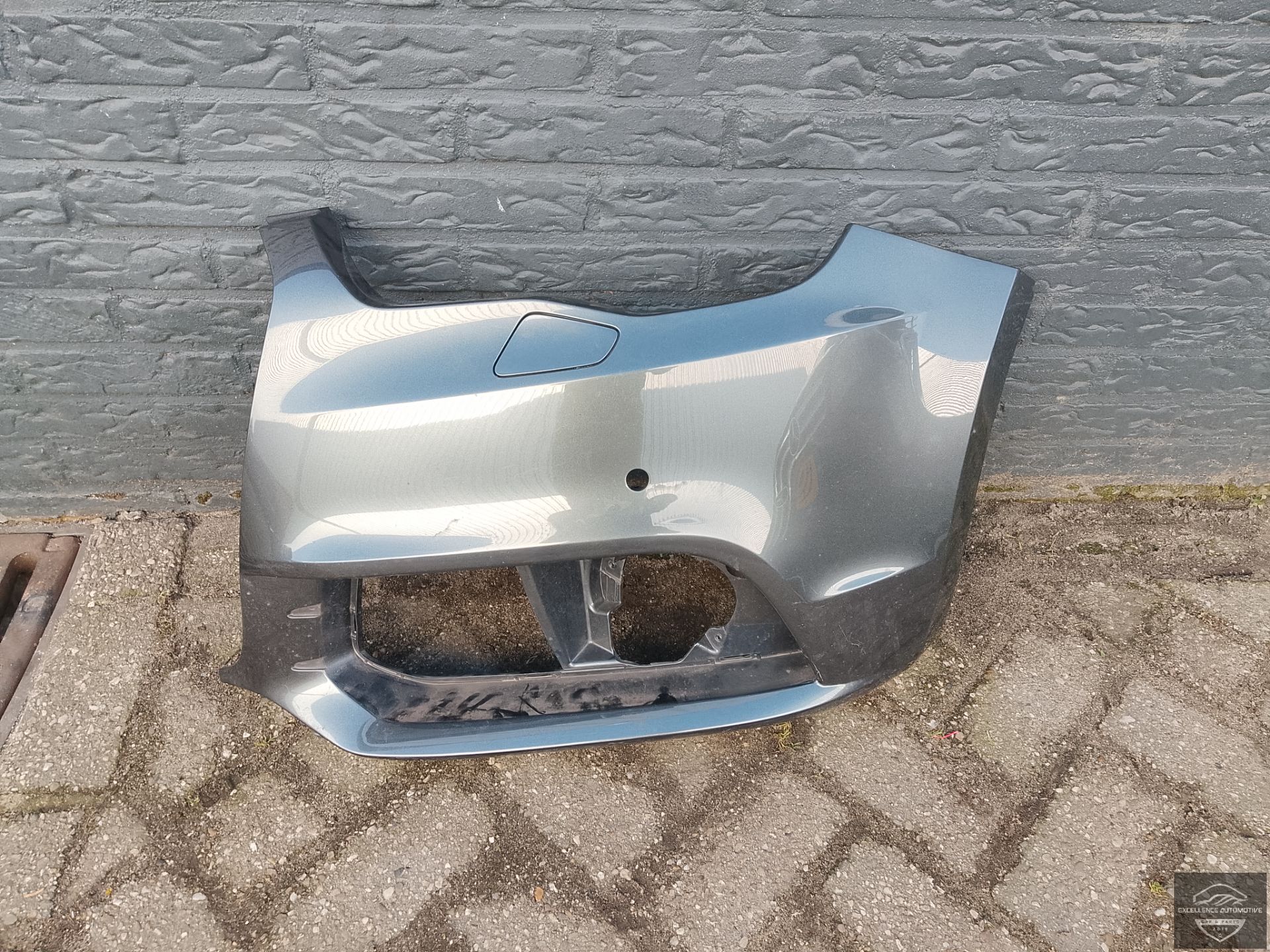 Audi A1 8X 2012-2014 Voorbumper Bumperhoek Links 4xPDC KLS Origineel!