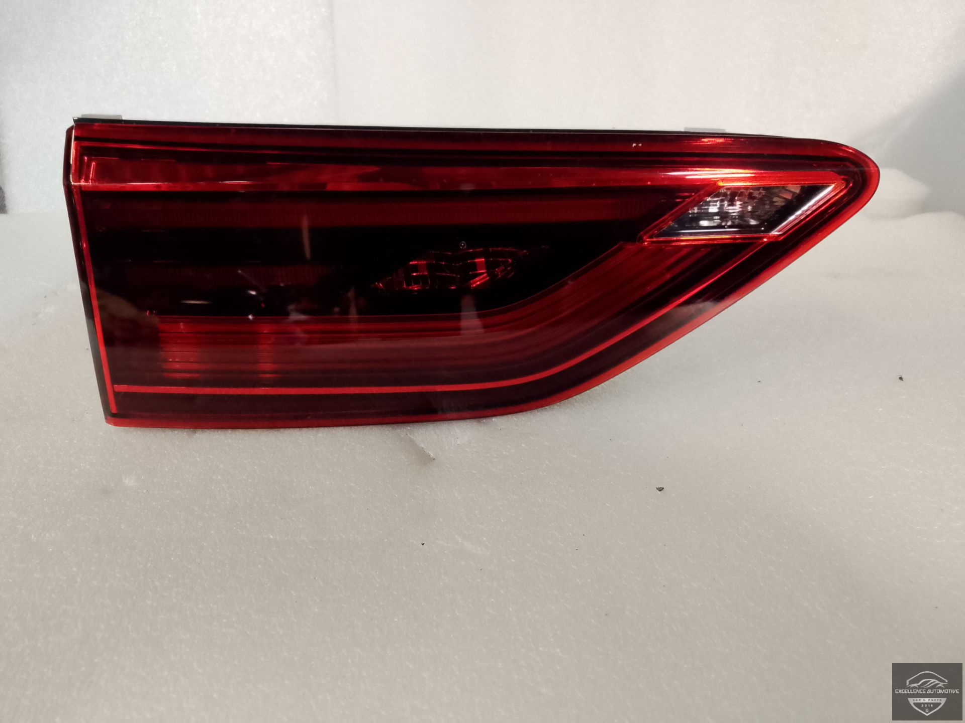 Feu arrière gauche intérieur à LED pour VW Golf 8 5H (2020+) - Référence : 5H0945093C