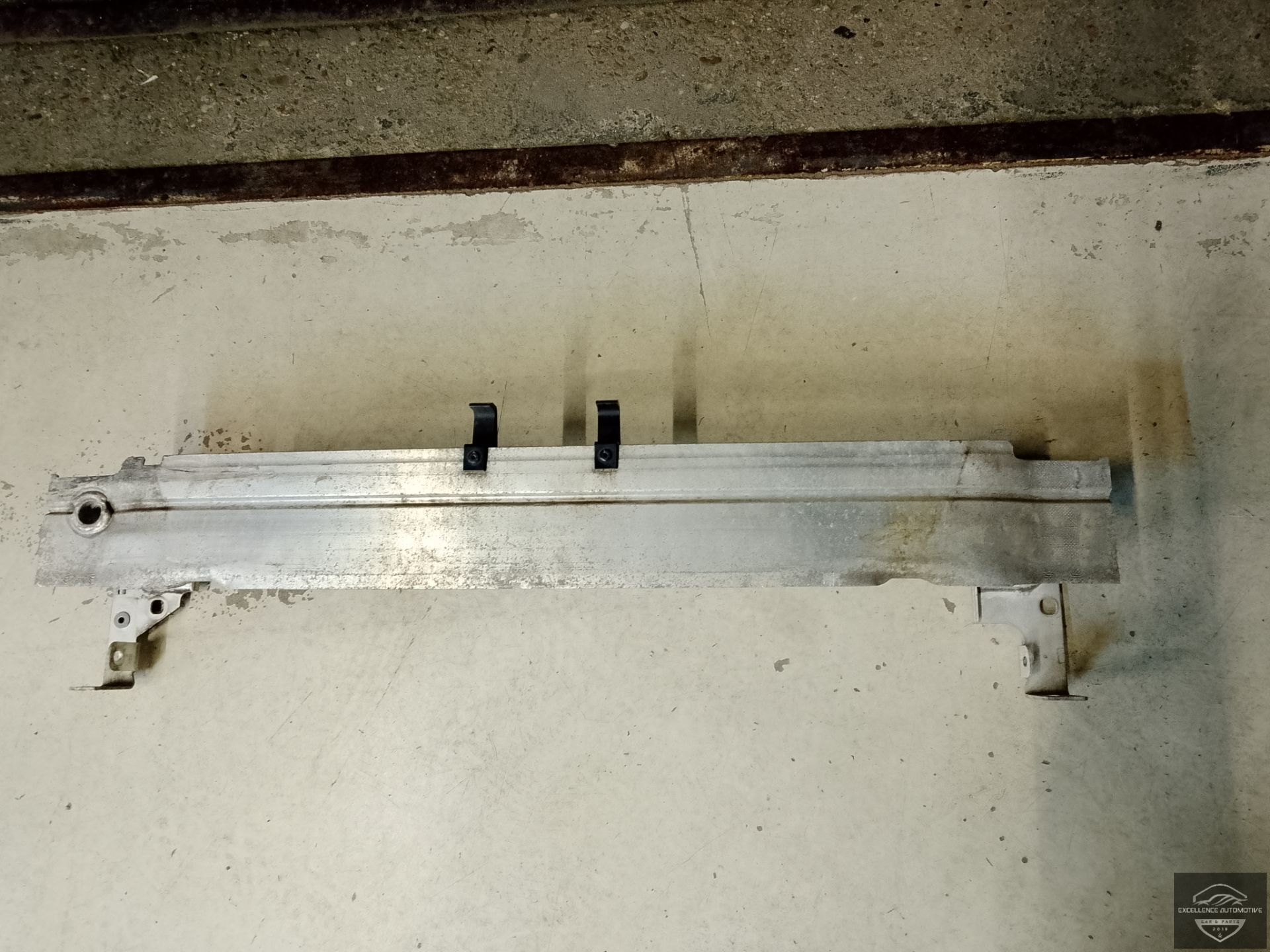 Audi A1 8X 8XA 2010-2018 Bumperbal Balk Voor Origineel!