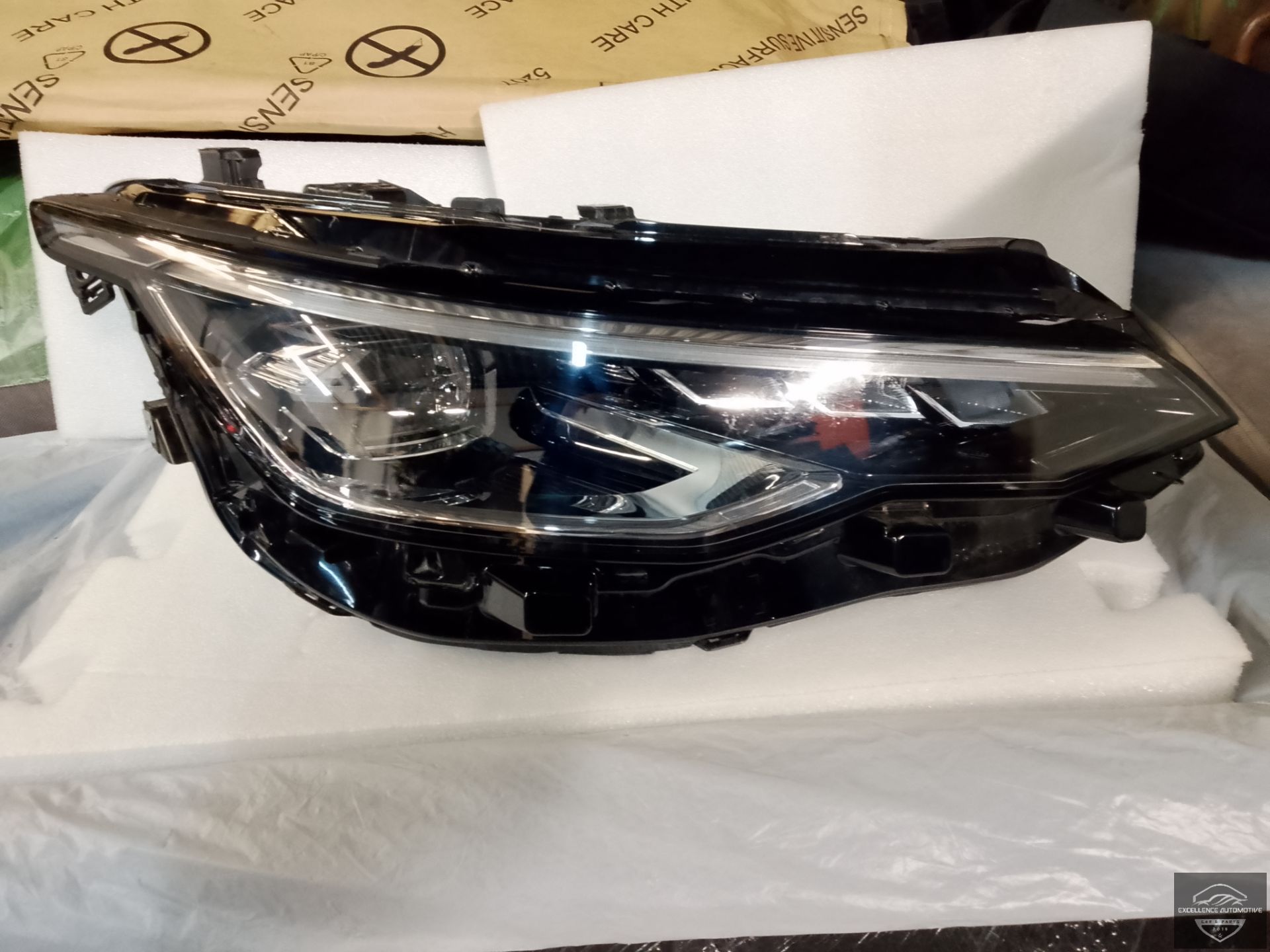 VW Golf 8 5H Facelift 24+ Vol LED Koplamp Rechts 5H1941060F