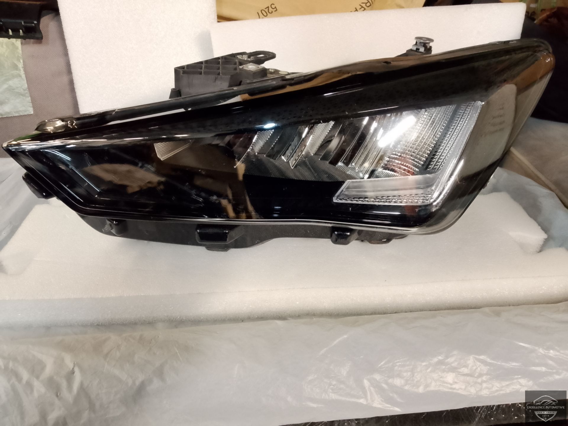 Seat Cupra Leon 5FA 20-24 Vol LED Koplamp Links 5FB941773A