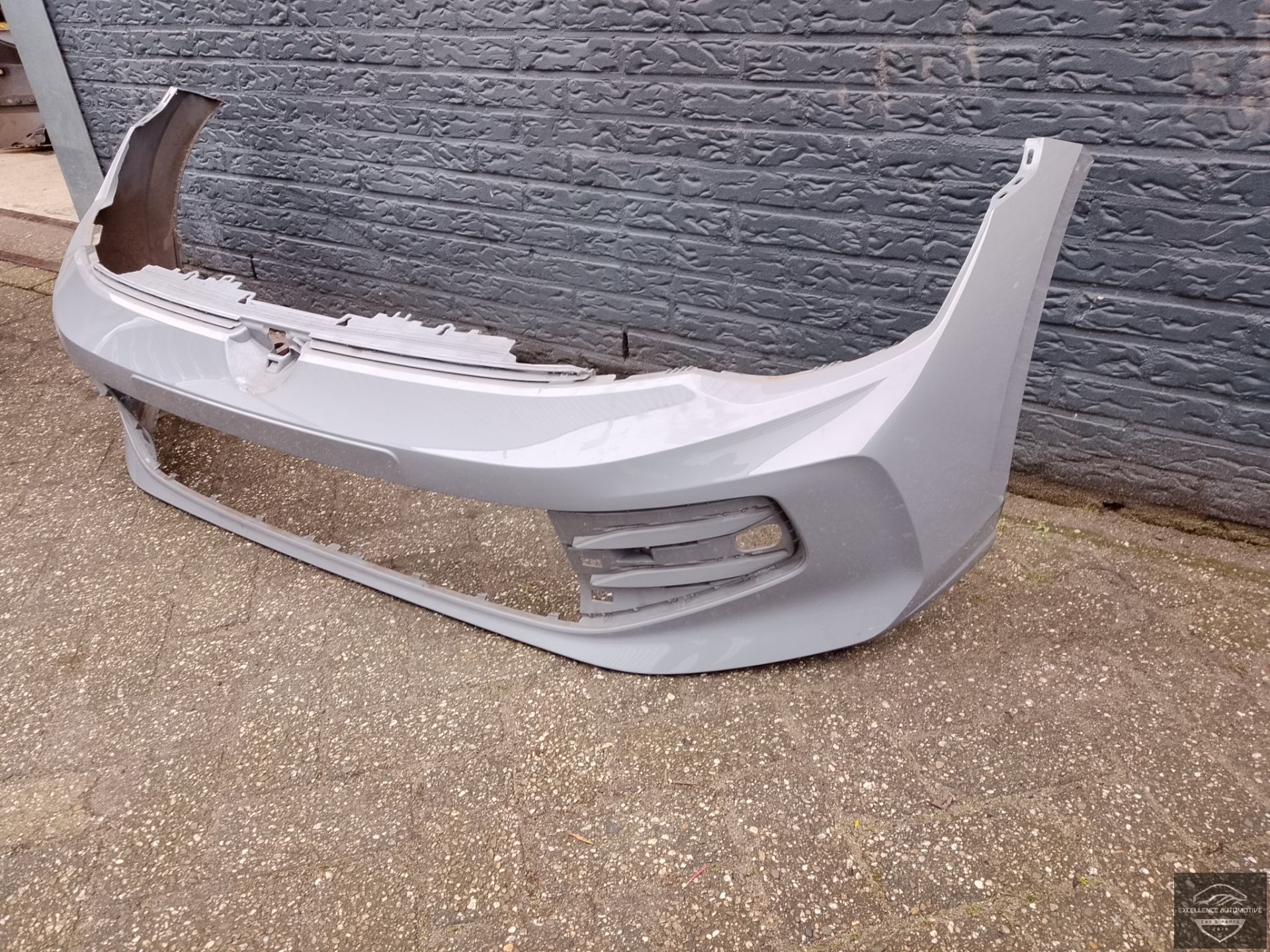 Pare-chocs avant d'origine pour VW Golf 8 5H Facelift 24+ !