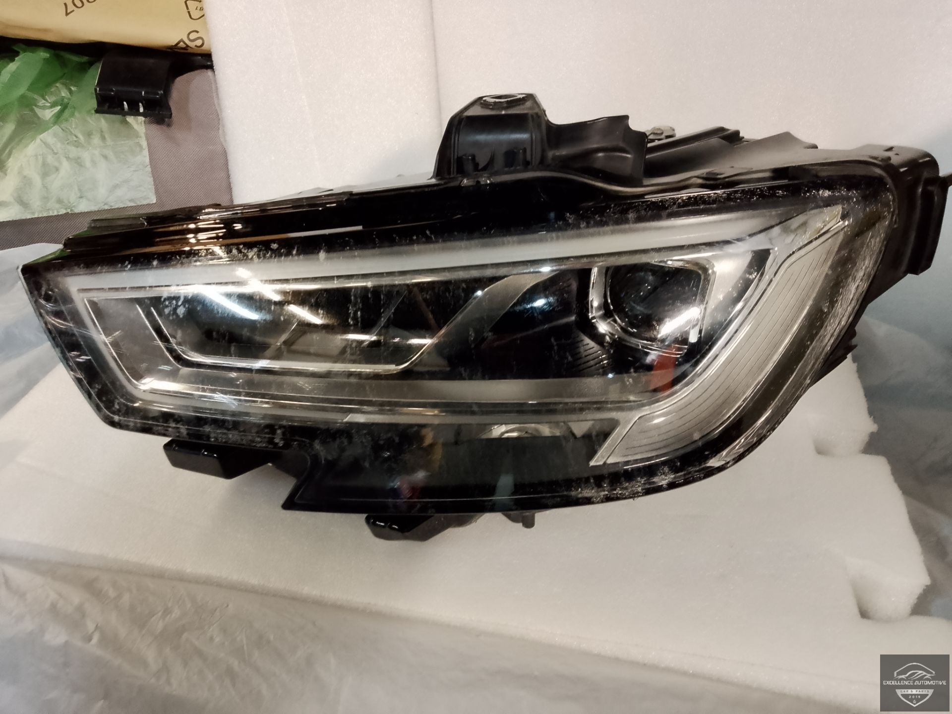 Audi A3 8V Facelift 17-20 Matrix LED Koplamp Links 8V0941035