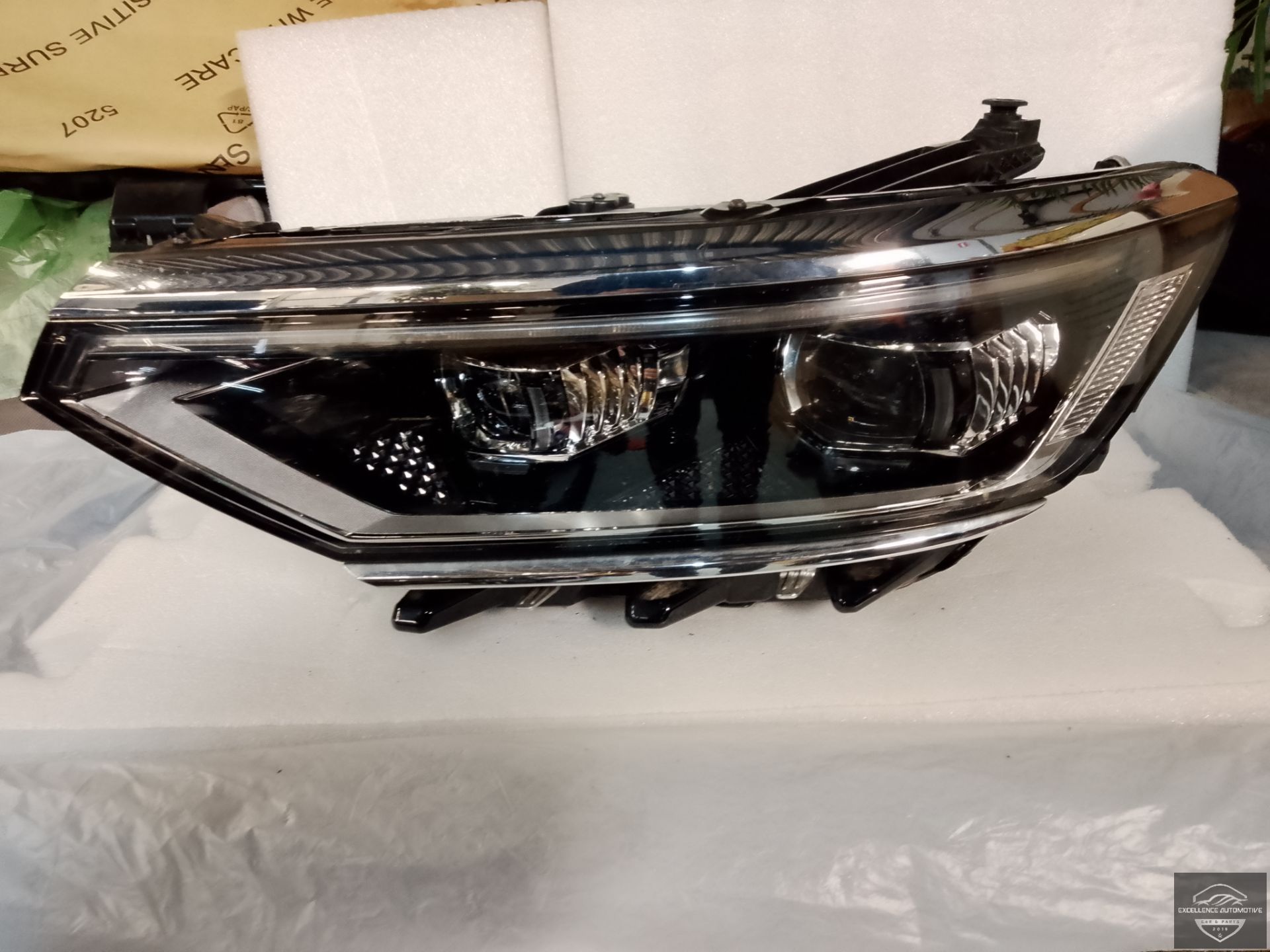 VW Passat B8 Facelift 19+ IQ Light LED Koplamp L 3G1941081P