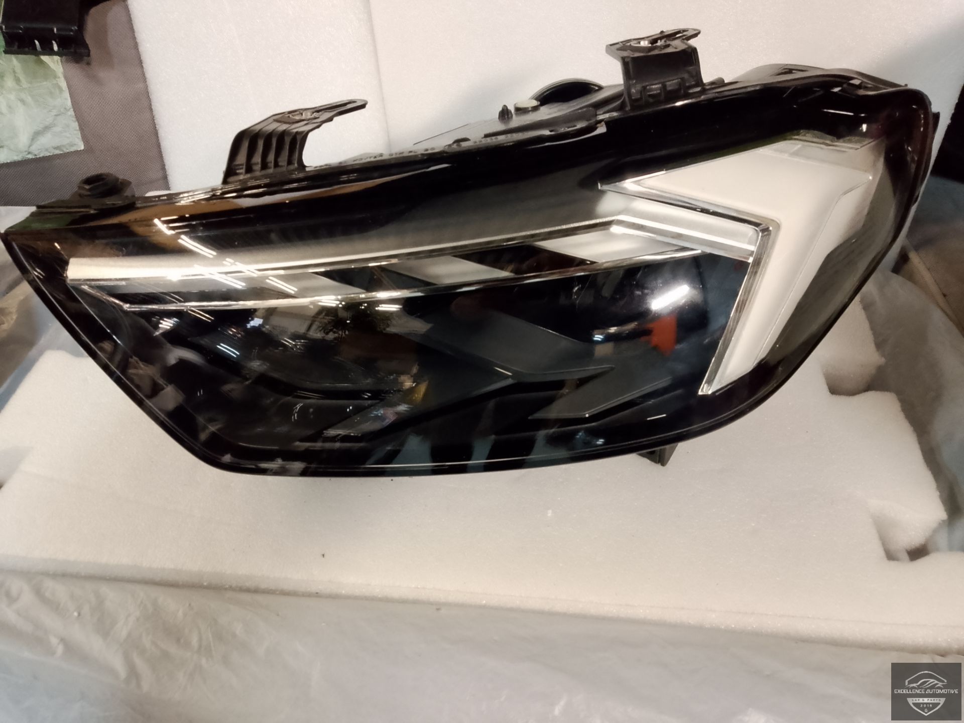 Audi A1 82A 2019+ Vol LED Koplamp Links 82A941033D Origineel!