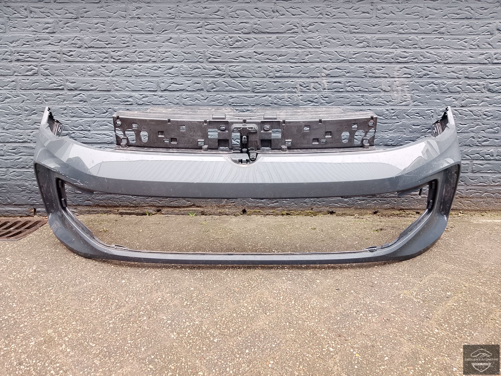 VW Tiguan 571 2024+ Voorbumper Bumper Origineel!