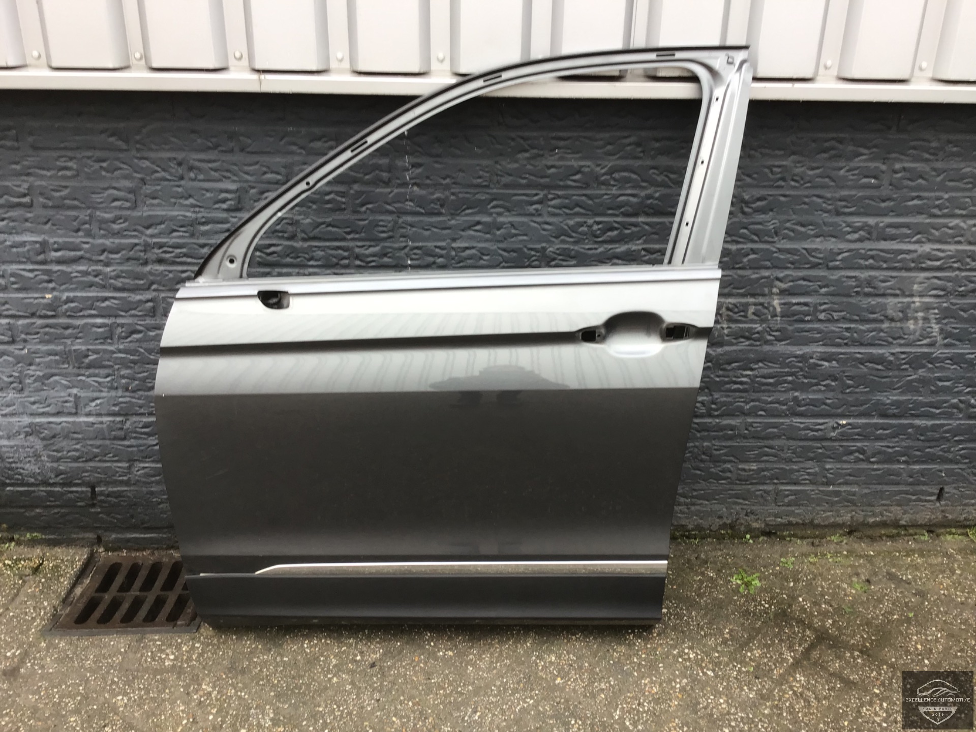 VW Tiguan 5NA 2016-2024 Portier Deur Links Voor Origineel!