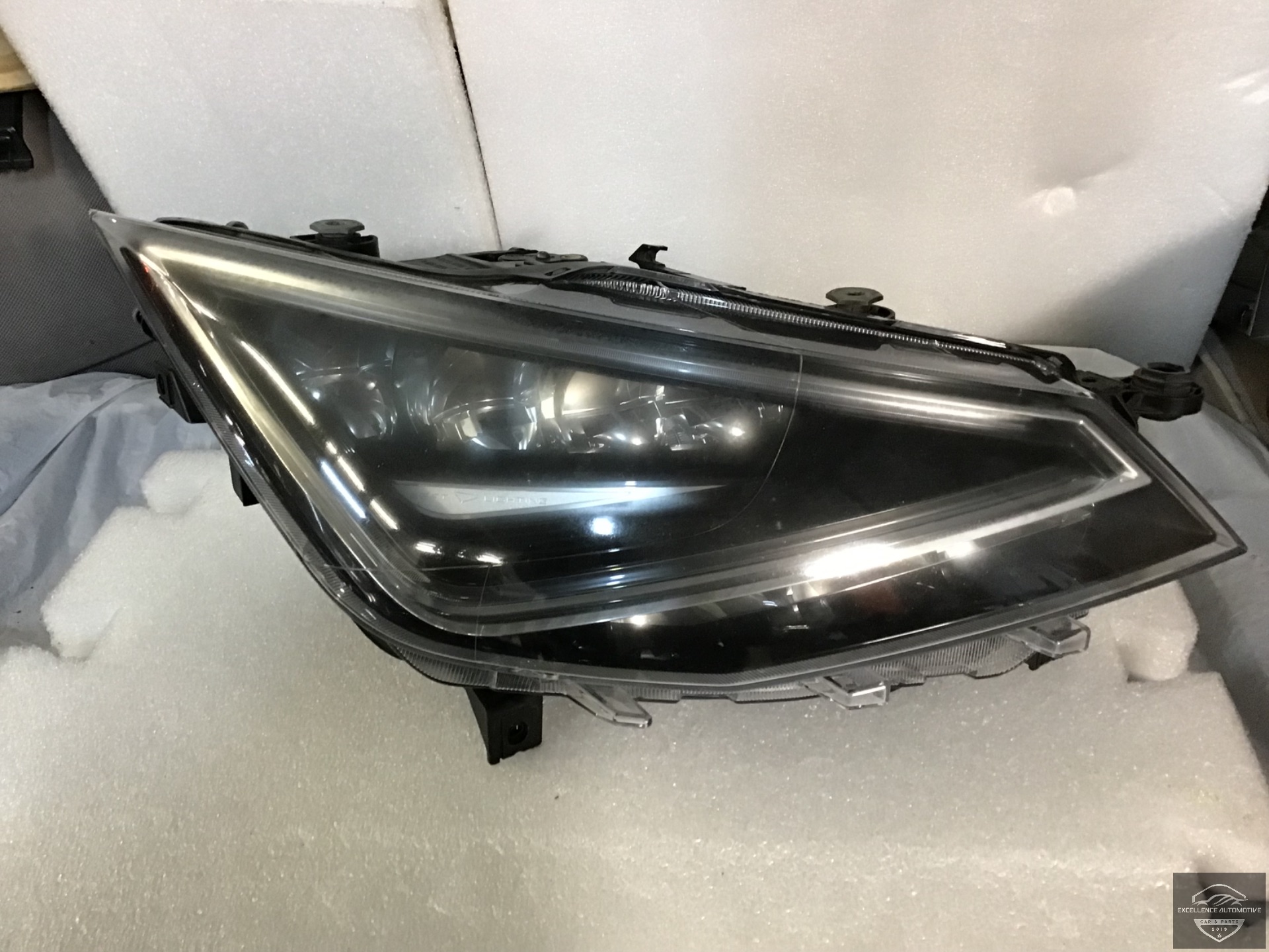 Phare avant droit Full LED Seat Ibiza 6F Arona 17-21 6F1941008A Original !