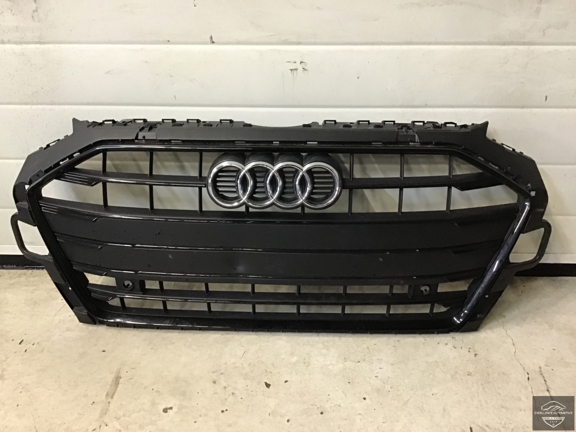 Audi A4 8W B9 Facelift S-Line Grille Grill 8W0853651DH Origineel!