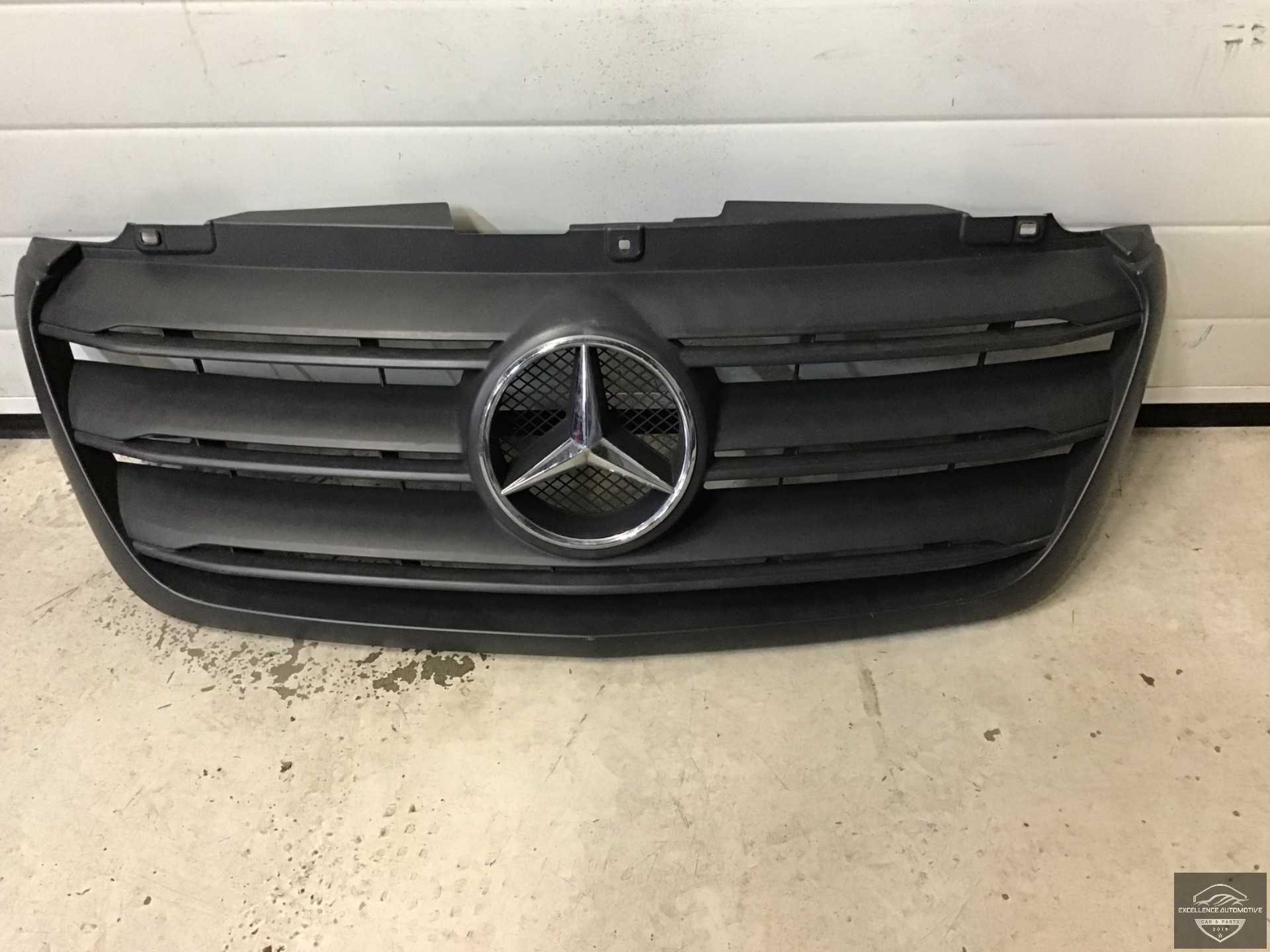 Mercedes Sprinter W907 W910 2019+ Grille Grille A9108852600