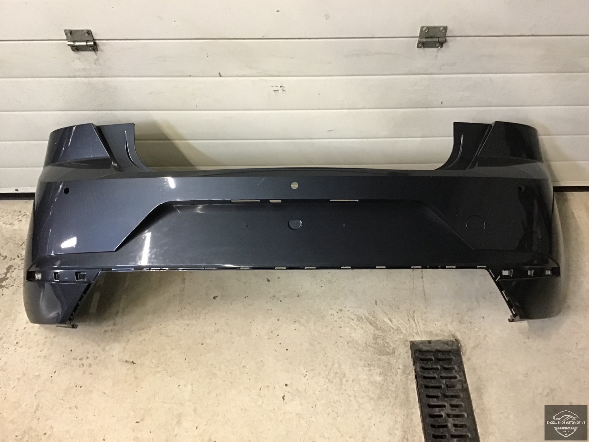 Seat Ibiza 6F 2017+ Heckstoßstange 3xPDC Original!