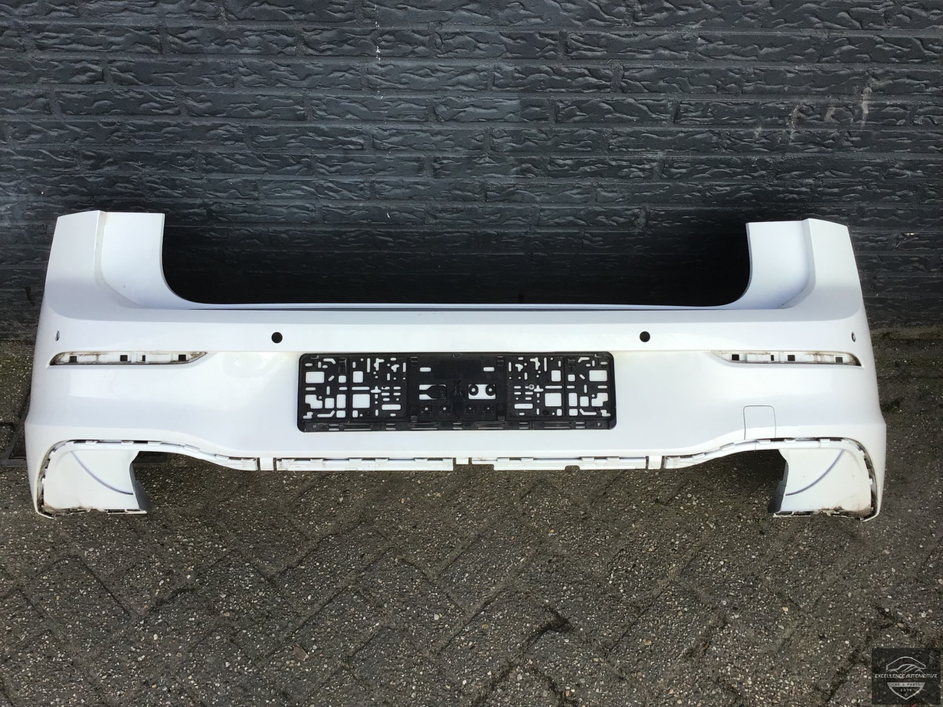VW Golf 8 5H 2020+ Heckstoßstange 6xPDC Original!
