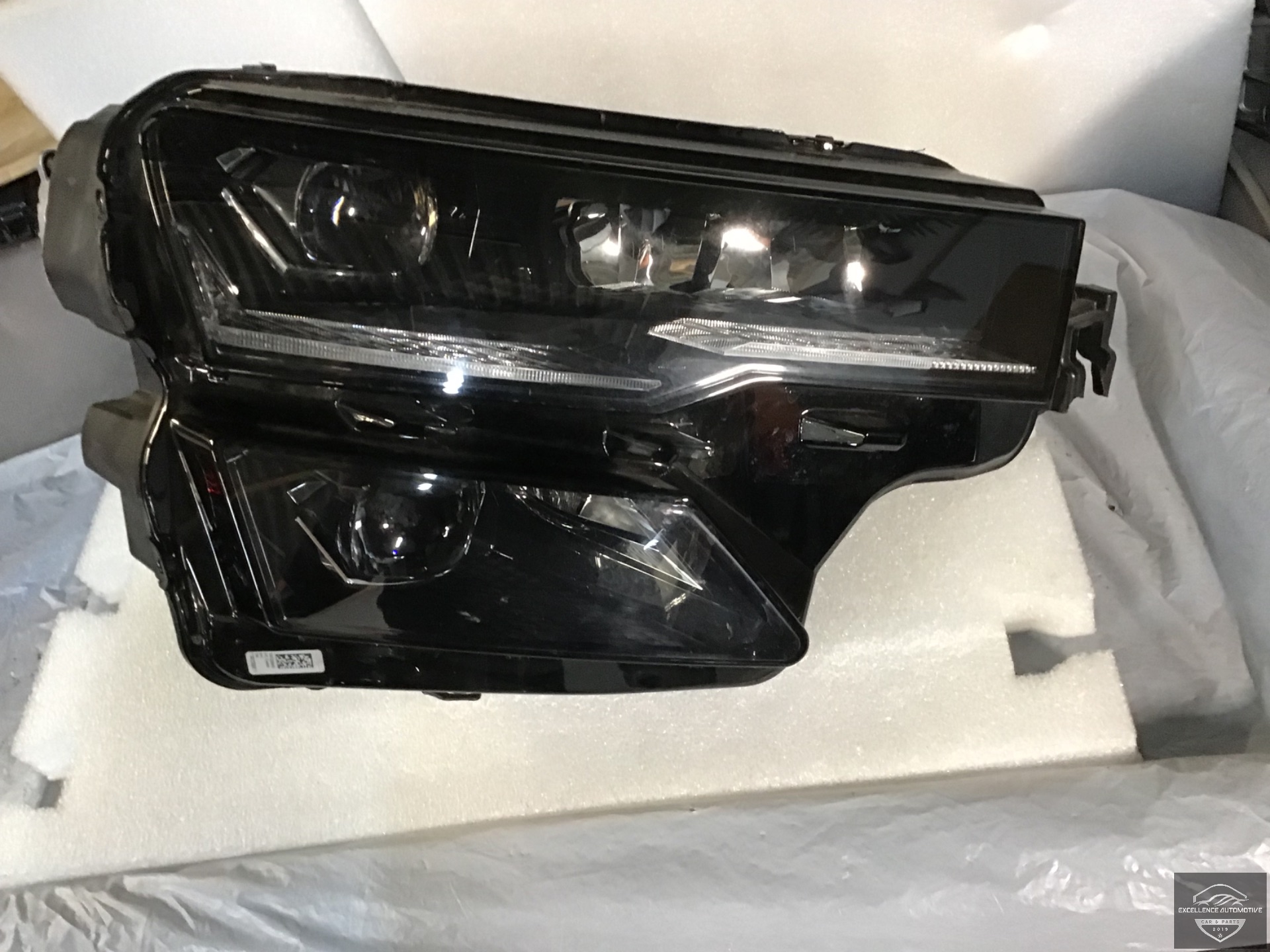 Skoda Karoq Facelift 21+ Voll-LED-Scheinwerfer rechts 57B941036B