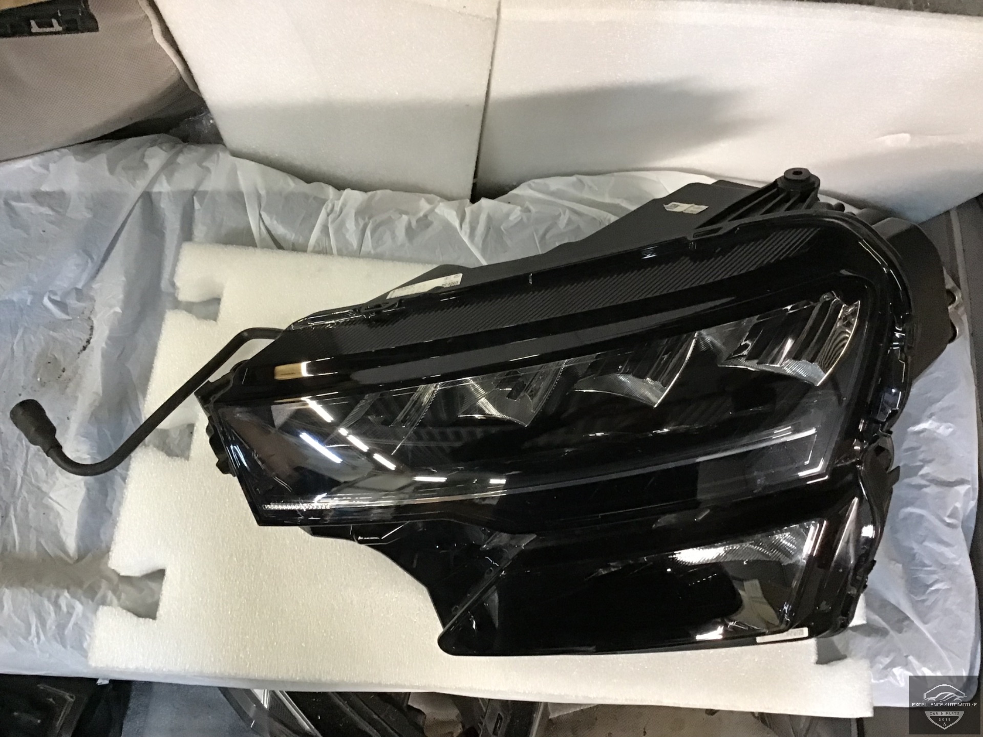 Skoda Karoq Facelift 21+ Vol LED Koplamp Links 57B941009