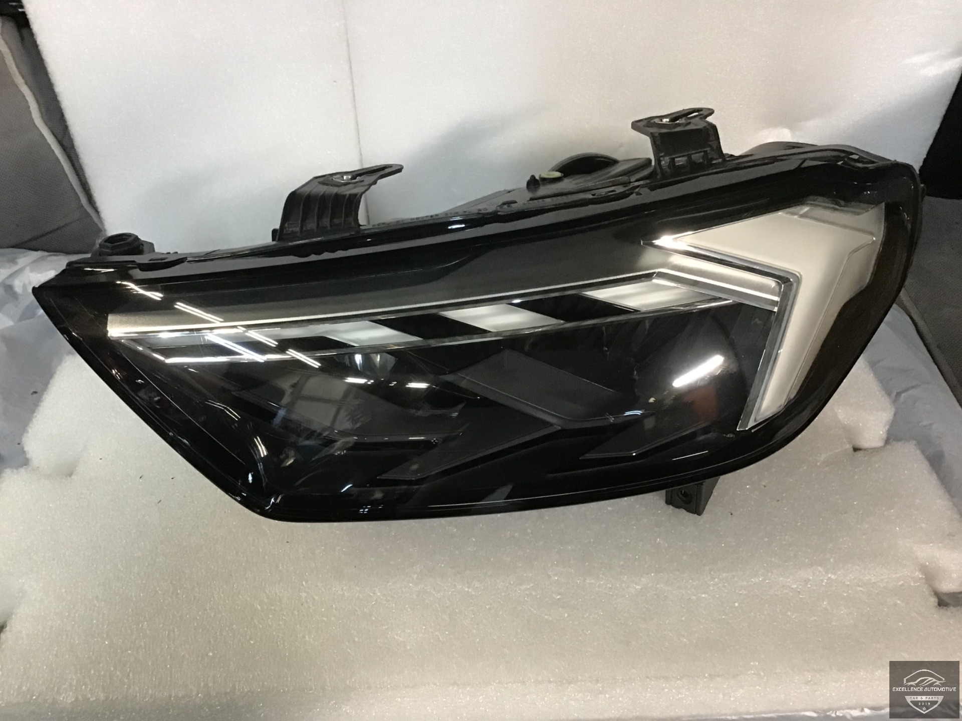 Audi A1 82A 2019+ Vol LED Koplamp Links 82A941033D Origineel!