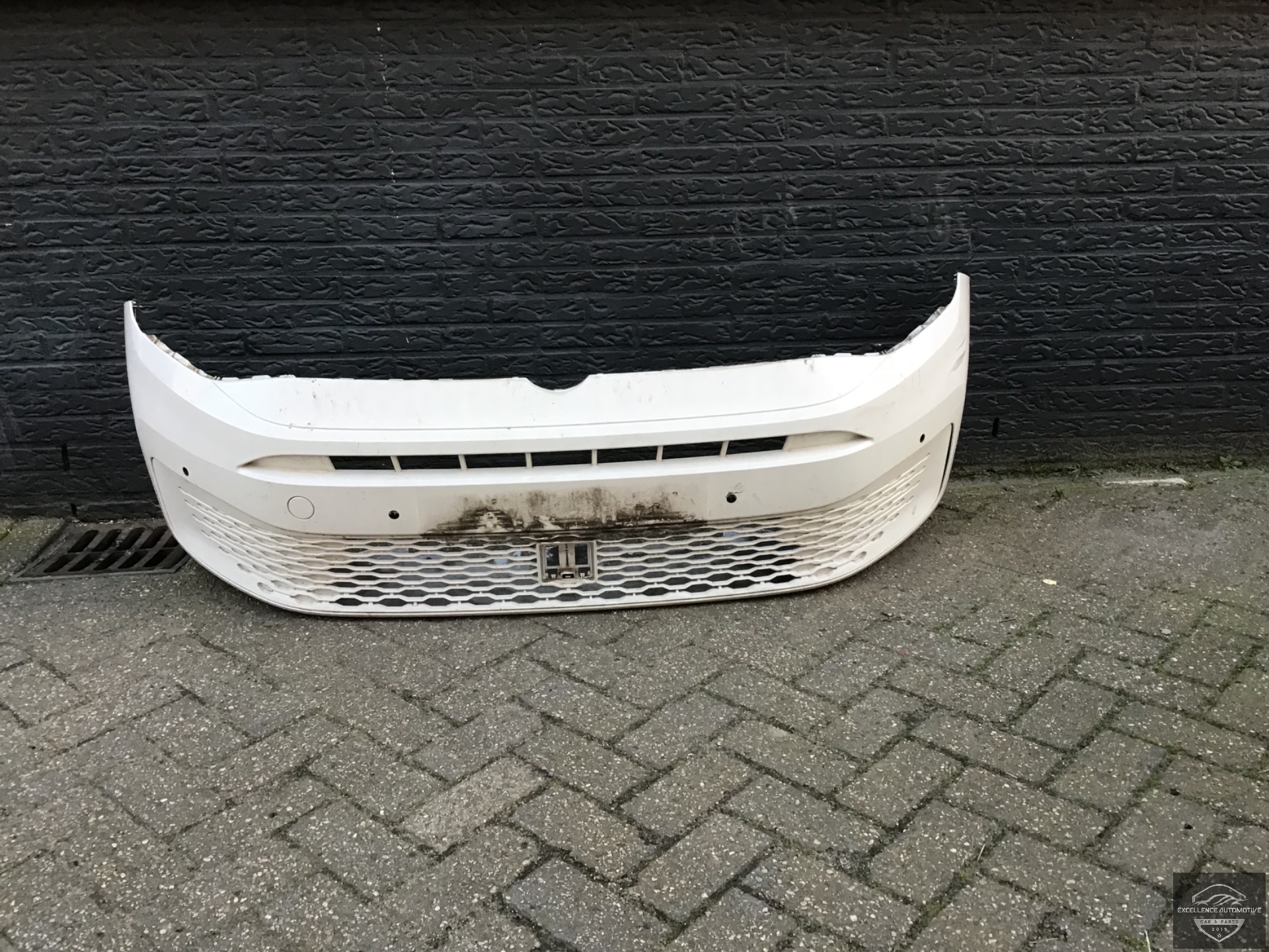 VW Caddy 2K7 2020+ Frontstoßstange 4xPDC Original!