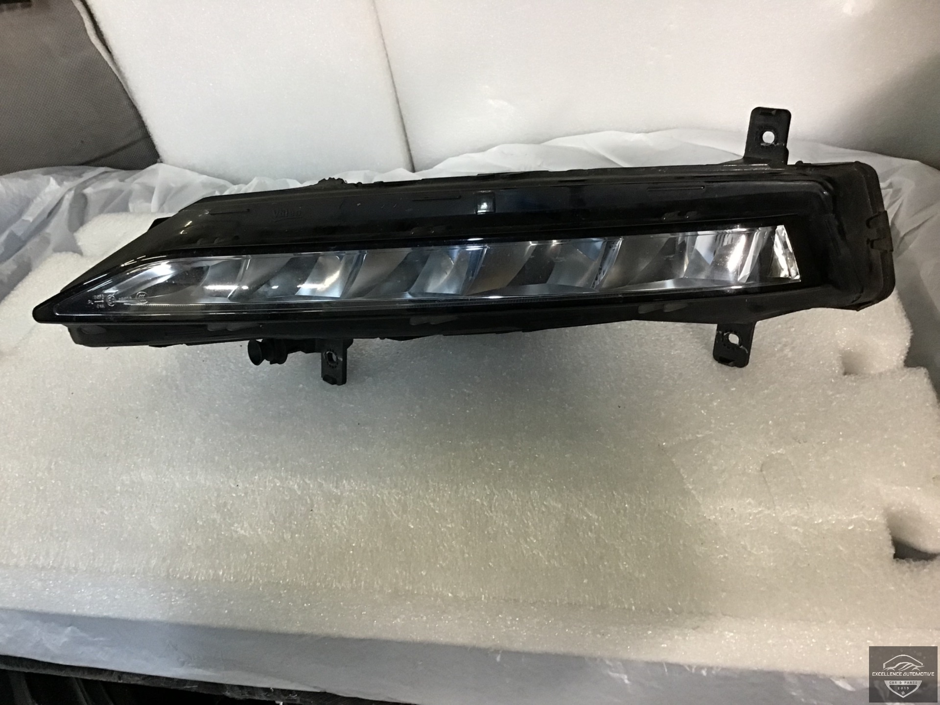 Skoda Superb 3V Facelift LED Daytime Running Lights L 3V0941699B