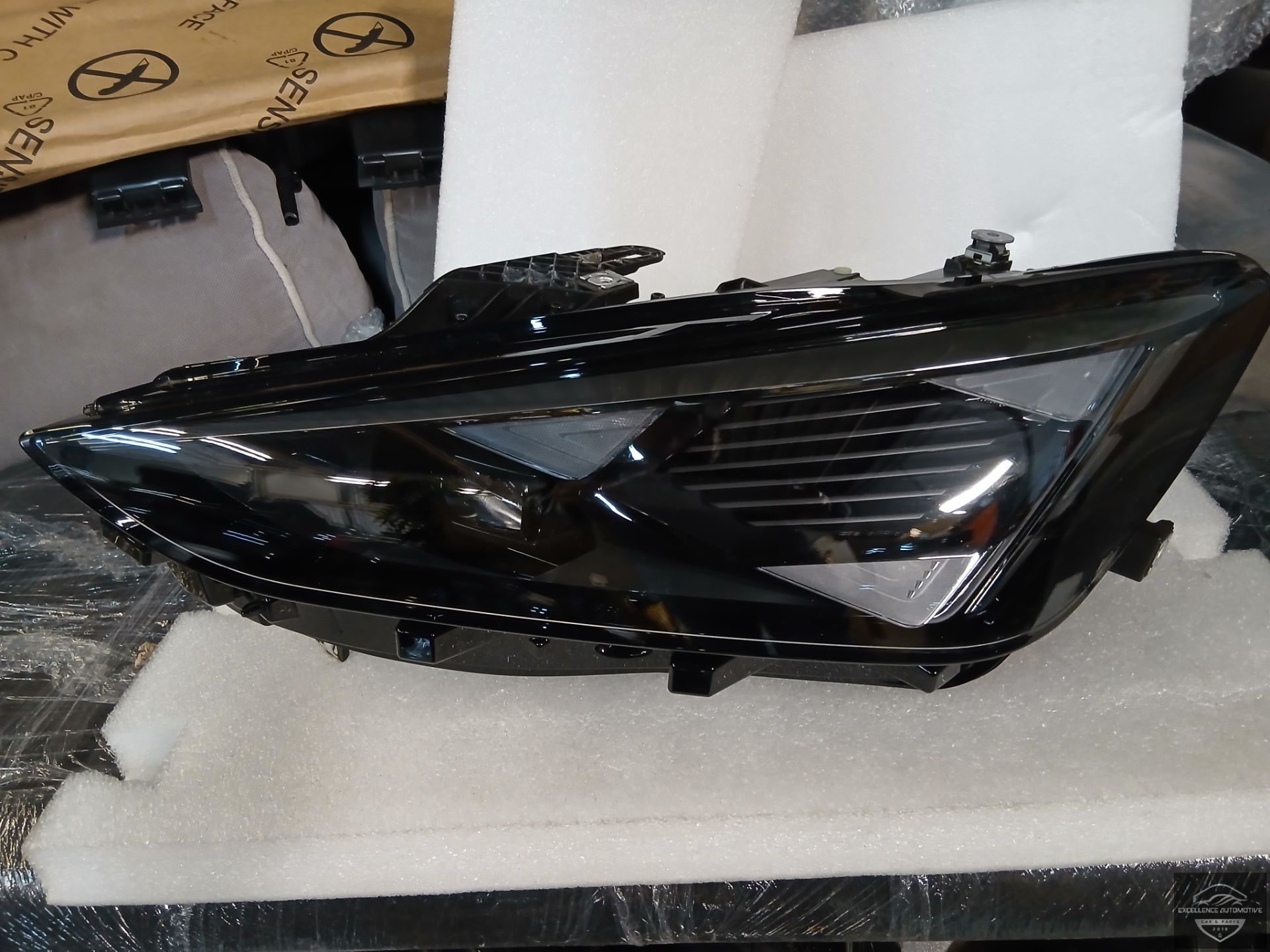 Cupra Formentor Facelift Vol LED Koplamp Links 5FJ941007J