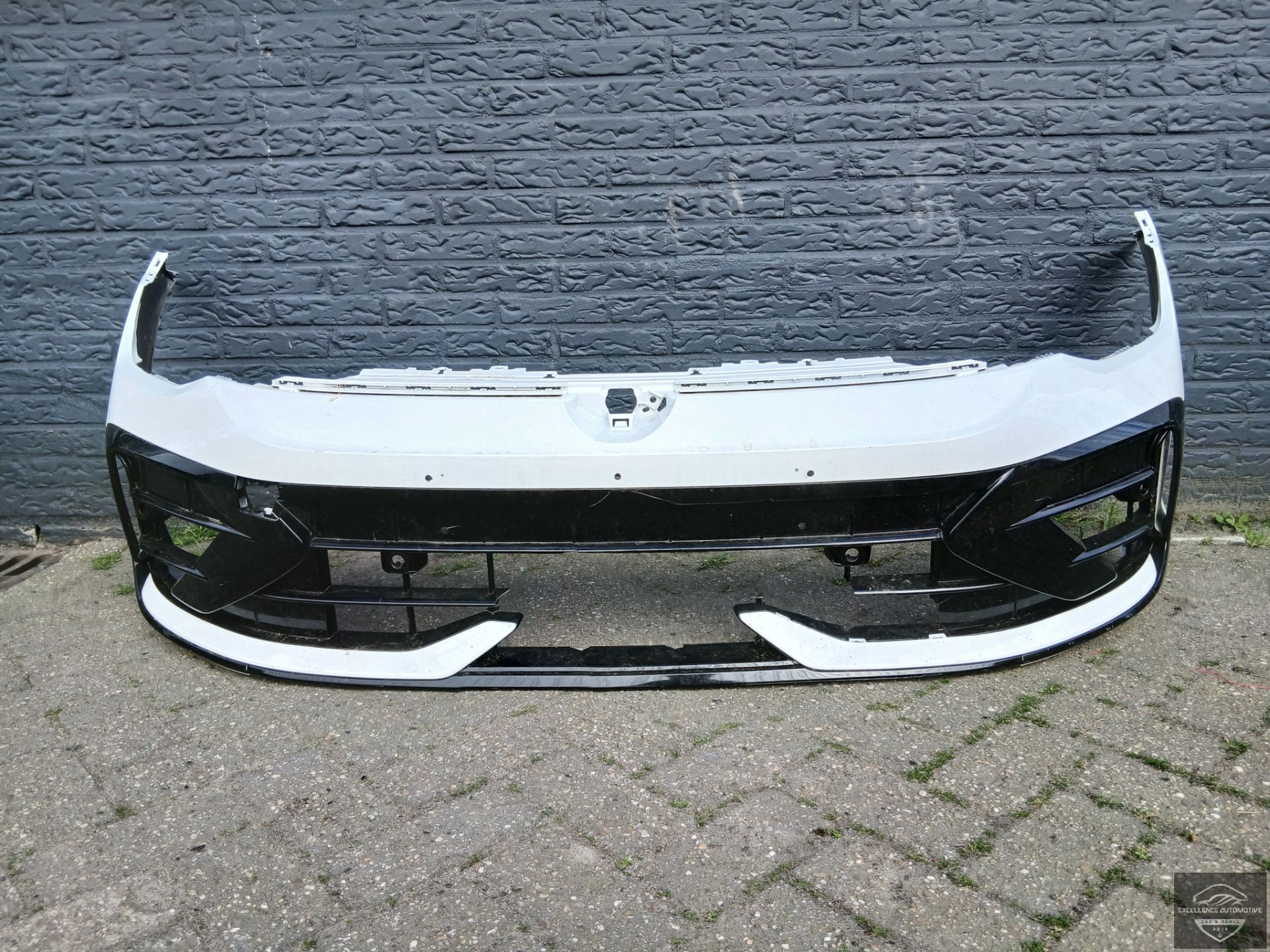 Pare-chocs avant 4xPDC d'origine pour VW Golf 8 GTI R-Line Facelift 24+ !