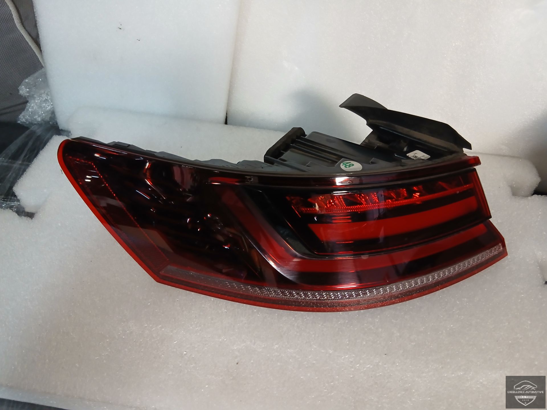 Feu arrière gauche à LED pour VW Arteon 3G8 (2017-2020) - Référence : 3G8945207J