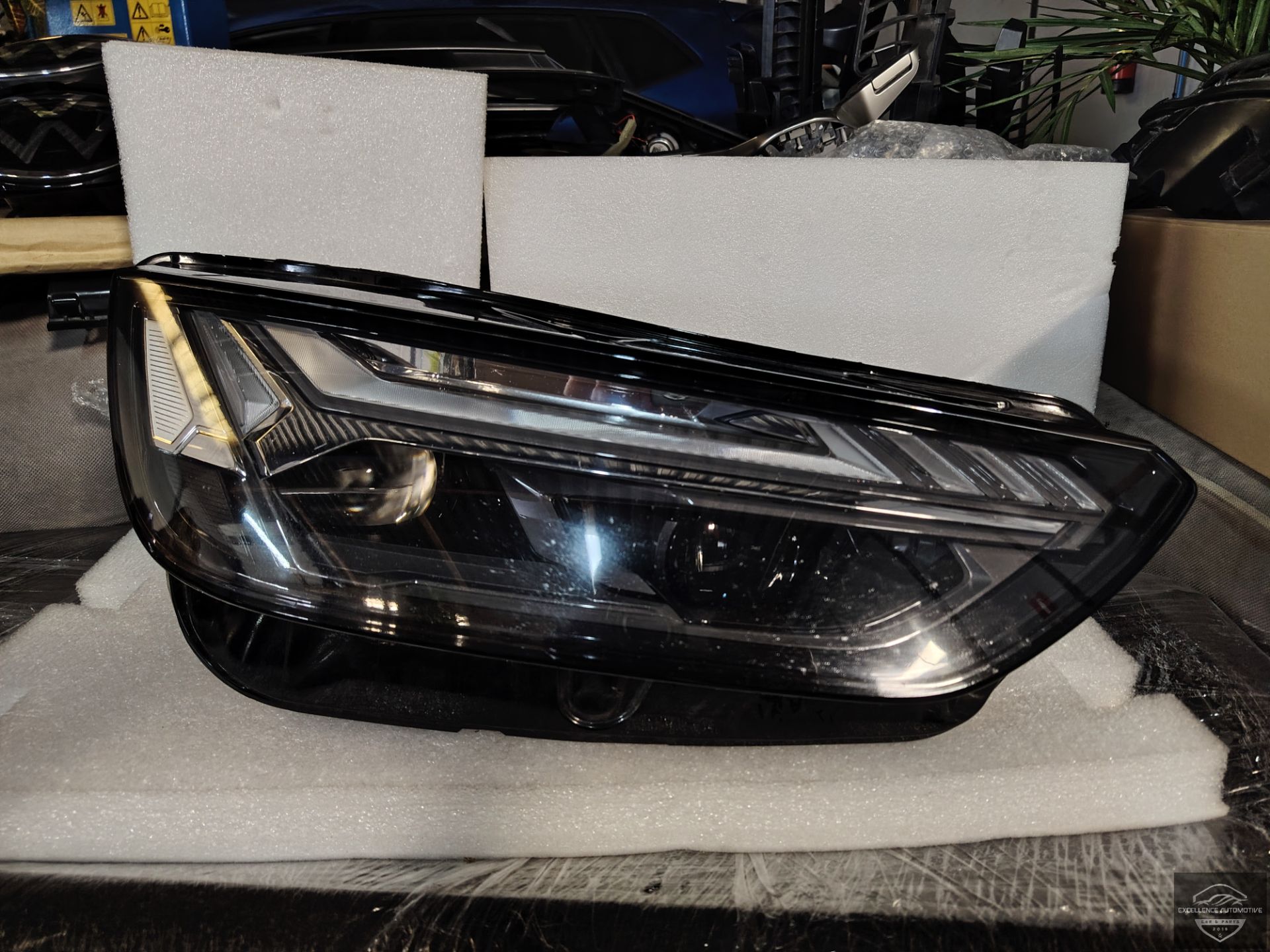 Audi Q4 2021+ 89A Matrix Koplamp Rechts 89A941036E
