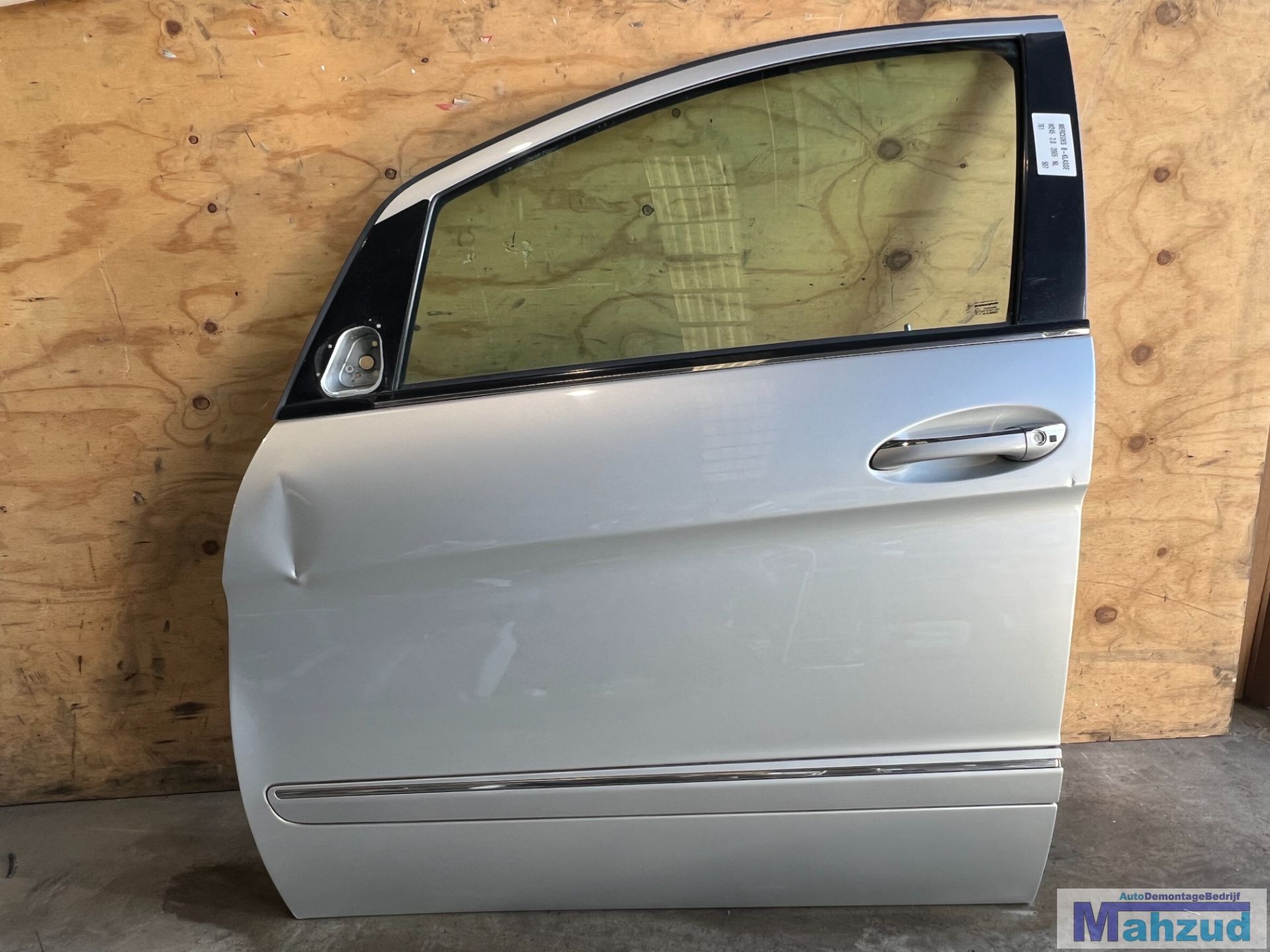 MERCEDES B KLASSE W245 ZILVER 761 links voor deur 2005-2011