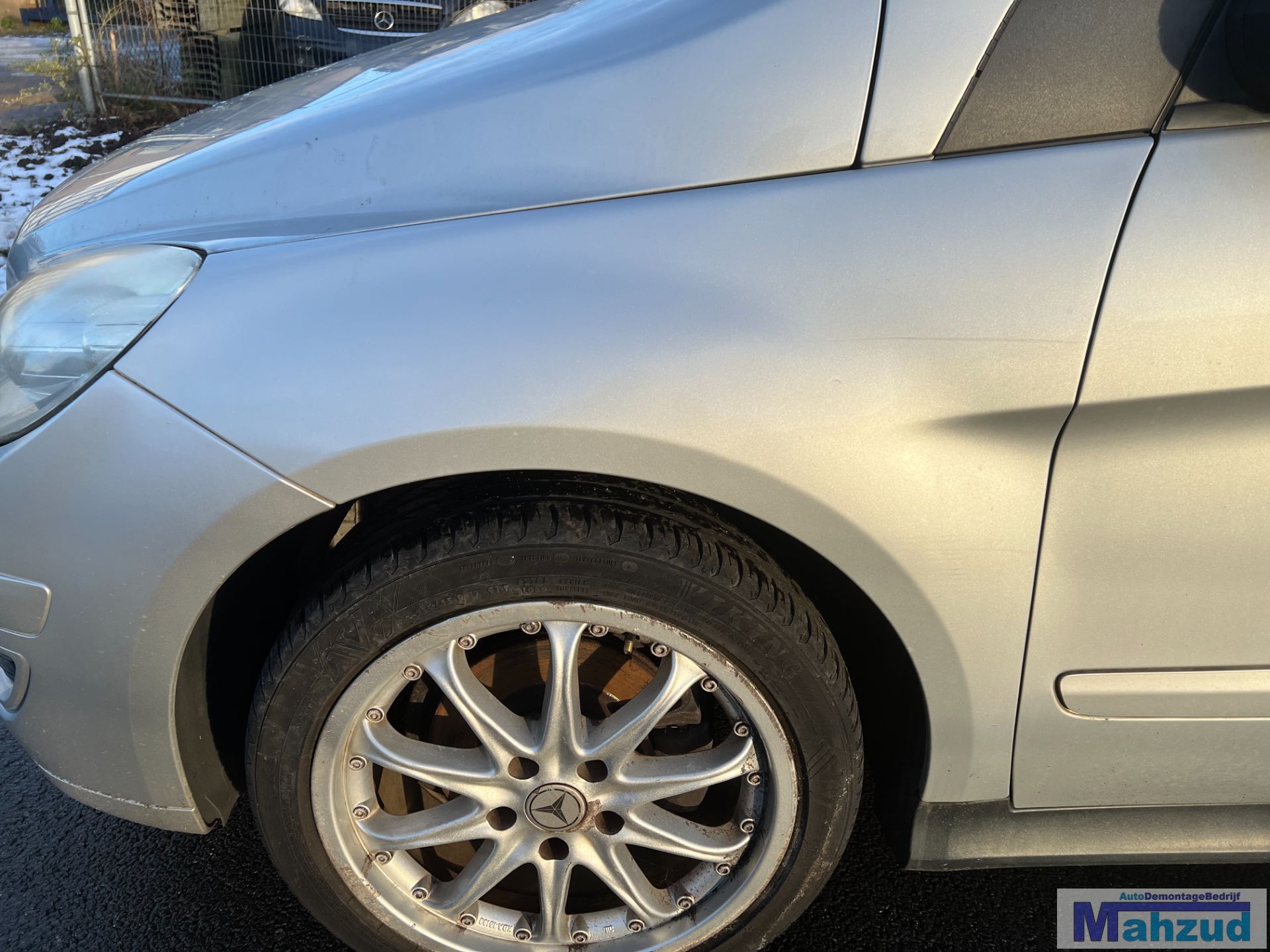 MERCEDES B KLASSE W245 ZILVER 761 Links voorscherm 2005-2011
