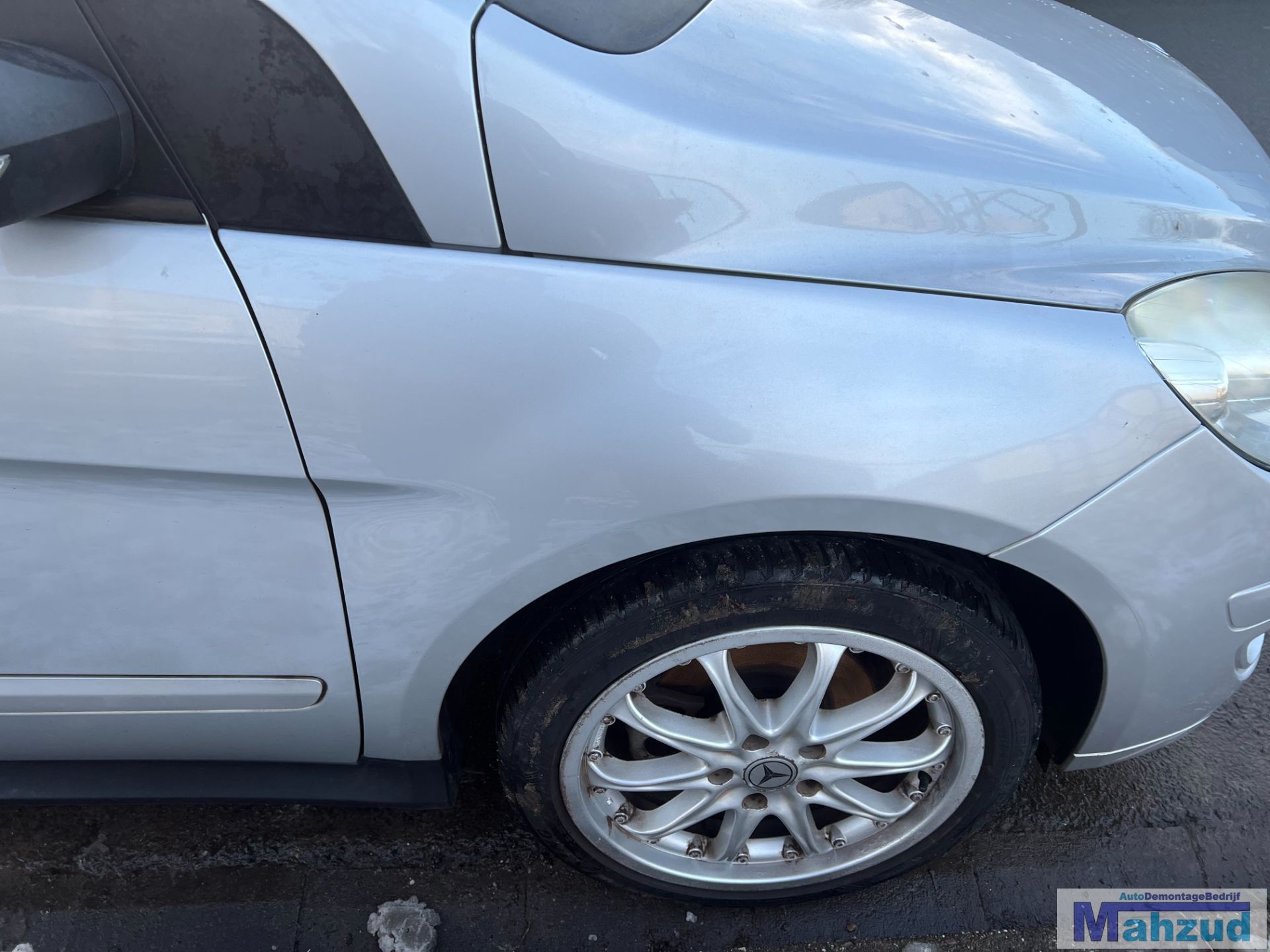 MERCEDES B KLASSE W245 ZILVER 761 rechts voorscherm 2005-2011