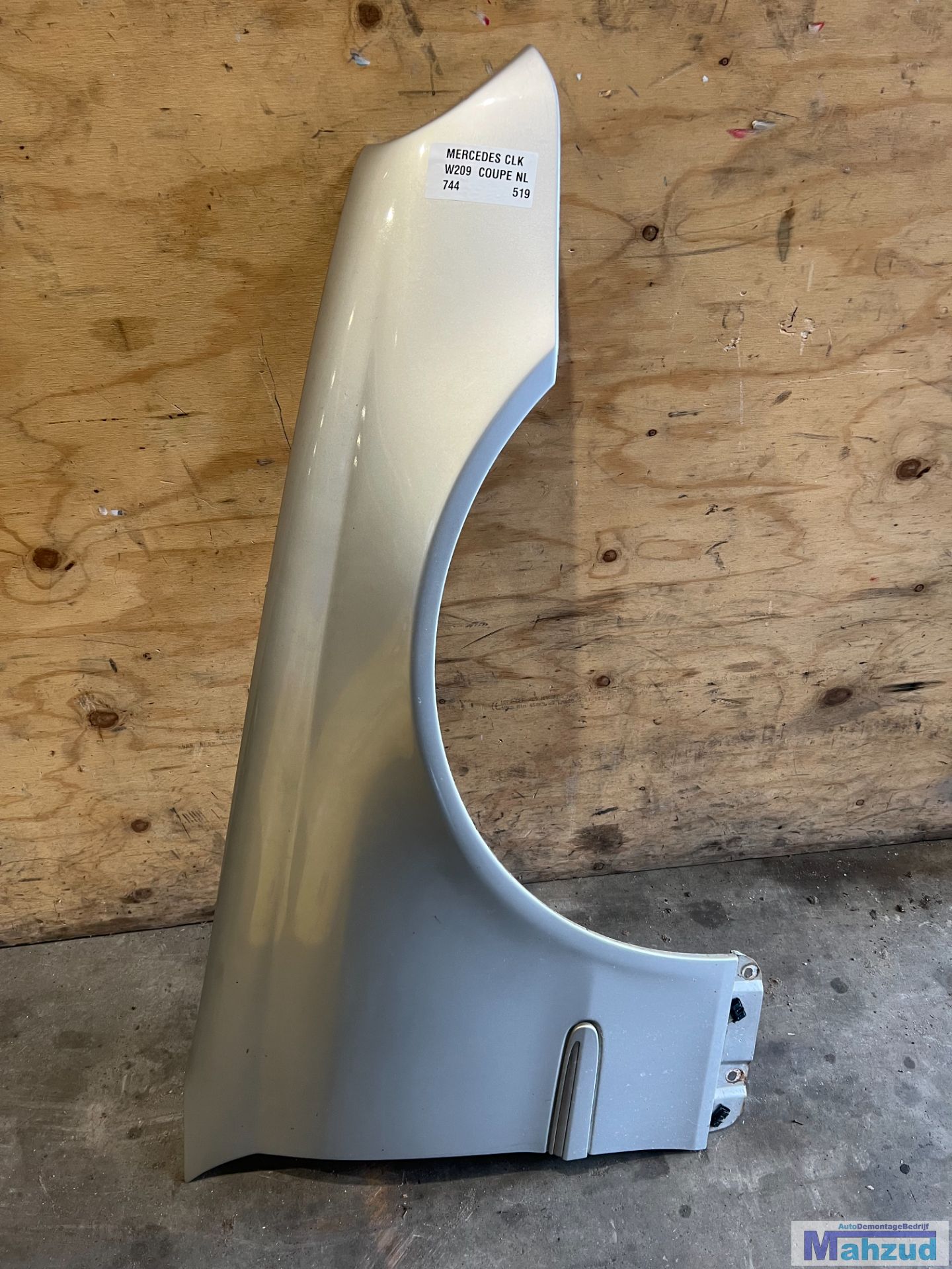 MERCEDES CLK W209 Zilver 744 rechts voorscherm 2002-2009