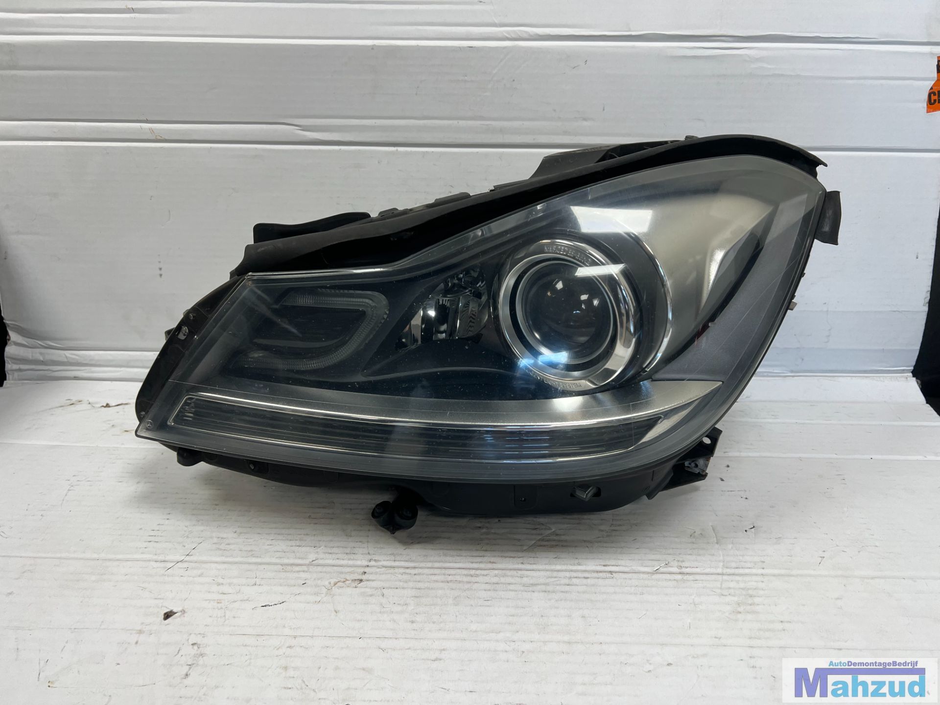 MERCEDES C KLASSE W204 XENON LED Koplamp links 2011-2014