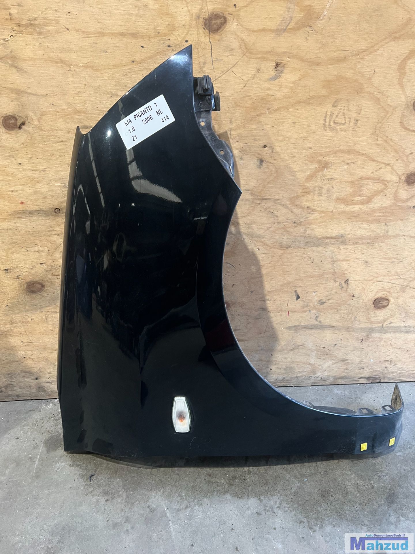KIA PICANTO 1 ZWART Z1 Voorscherm rechts 2004-2010