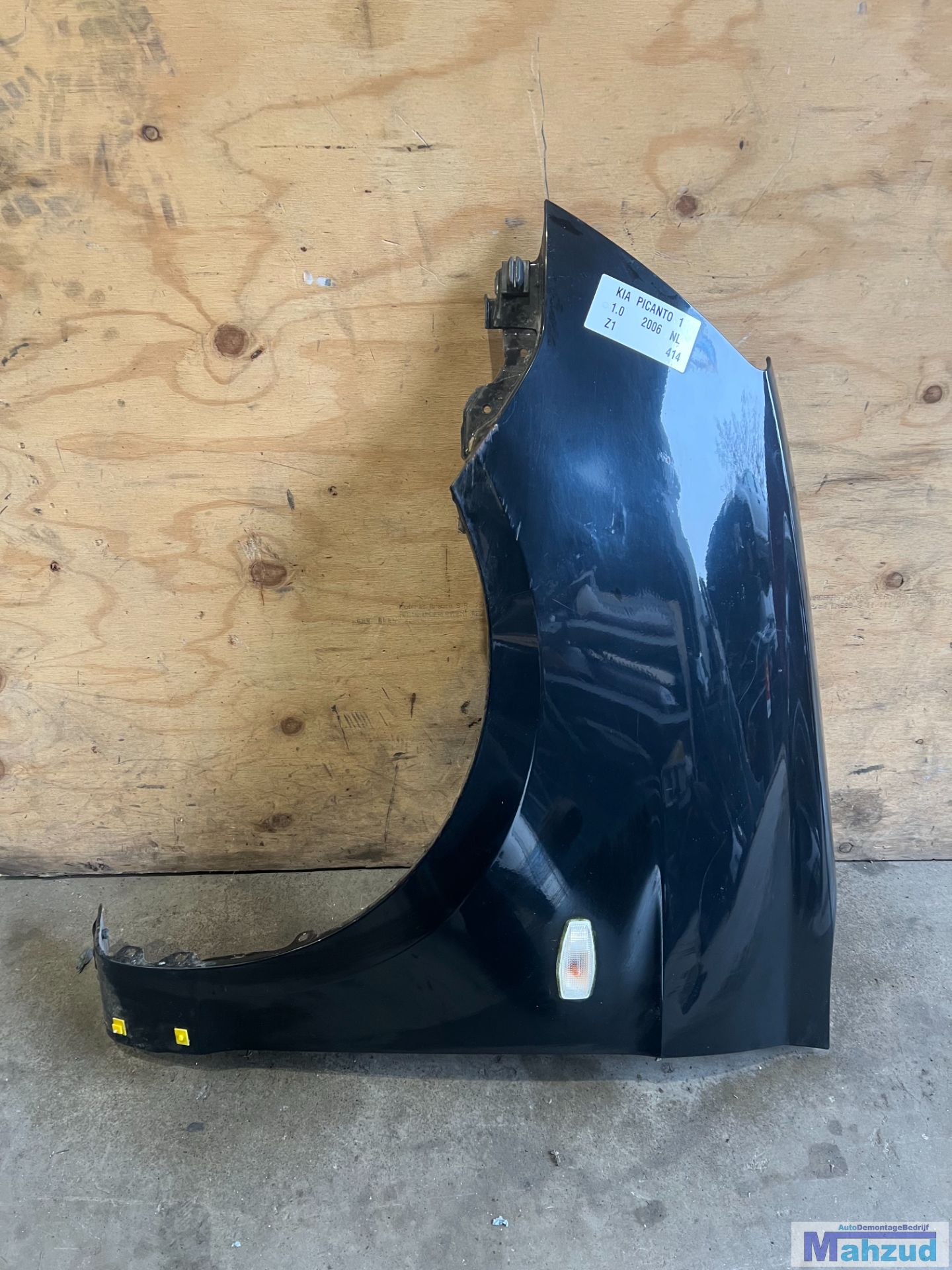 KIA PICANTO 1 ZWART Z1 Voorscherm links 2004-2010
