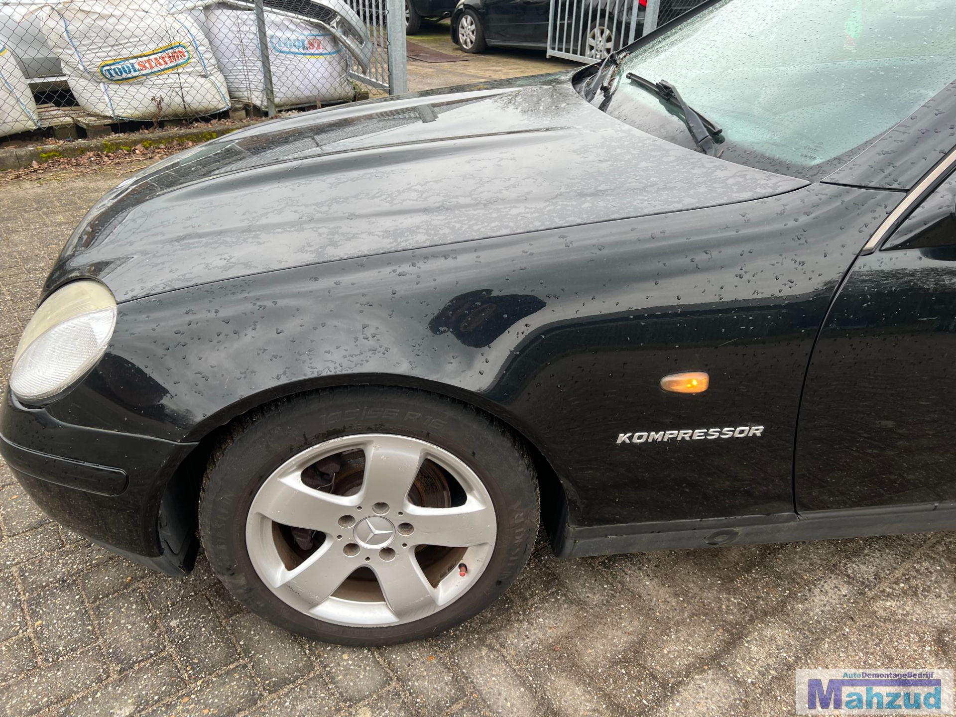 MERCEDES SLK R170 Zwart 197 Links voorscherm 1999-2000