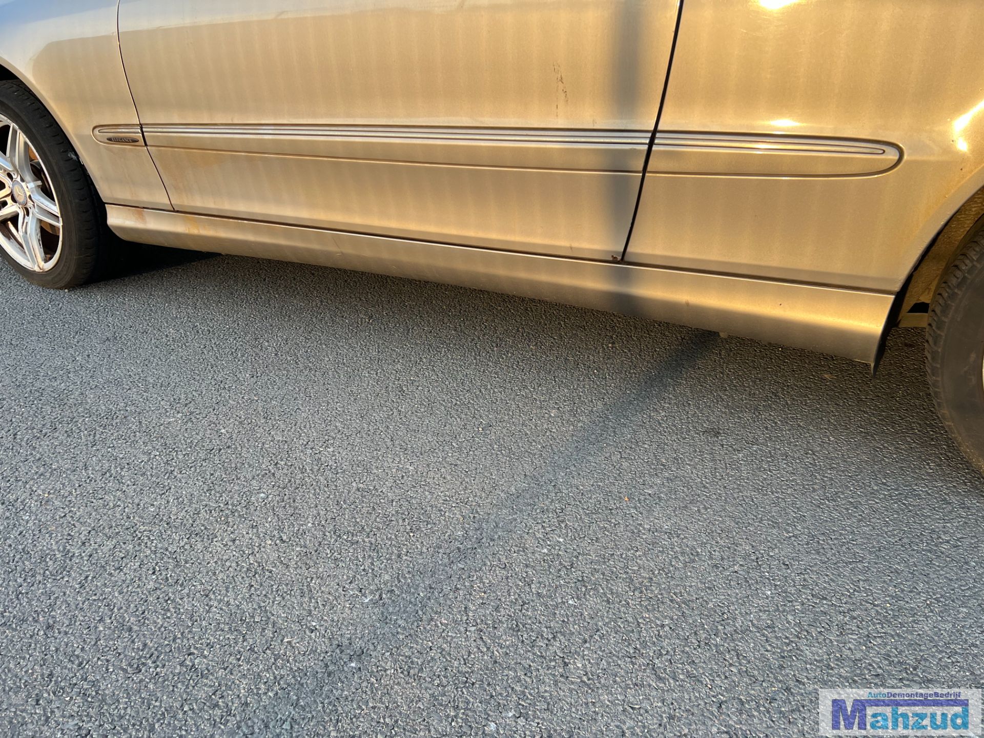 MERCEDES CLK W209 Bruin / brons C723 links zijskirt 2002-2009