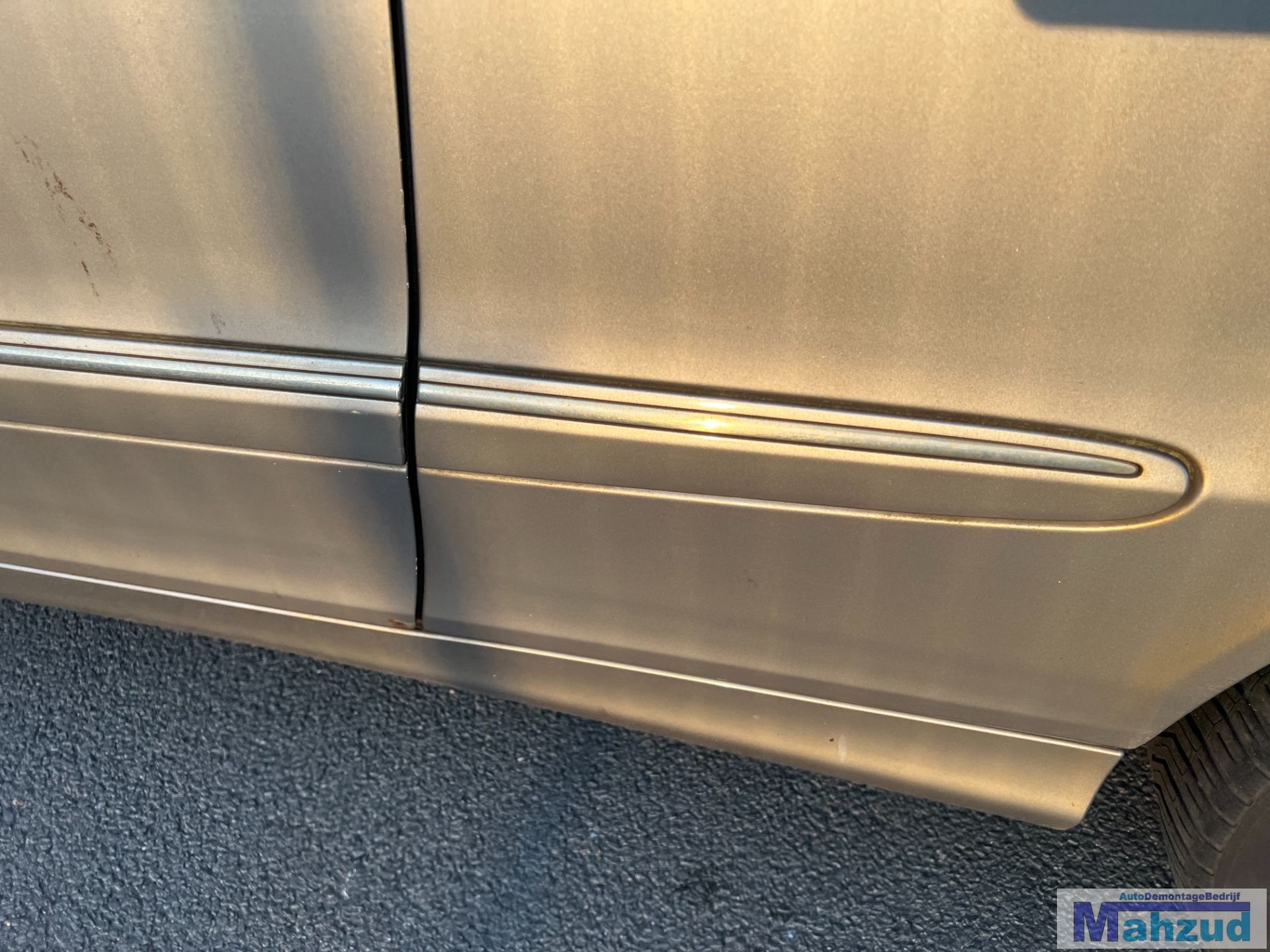 MERCEDES CLK W209 Bruin / brons C723 links sierstrip 2002-2009