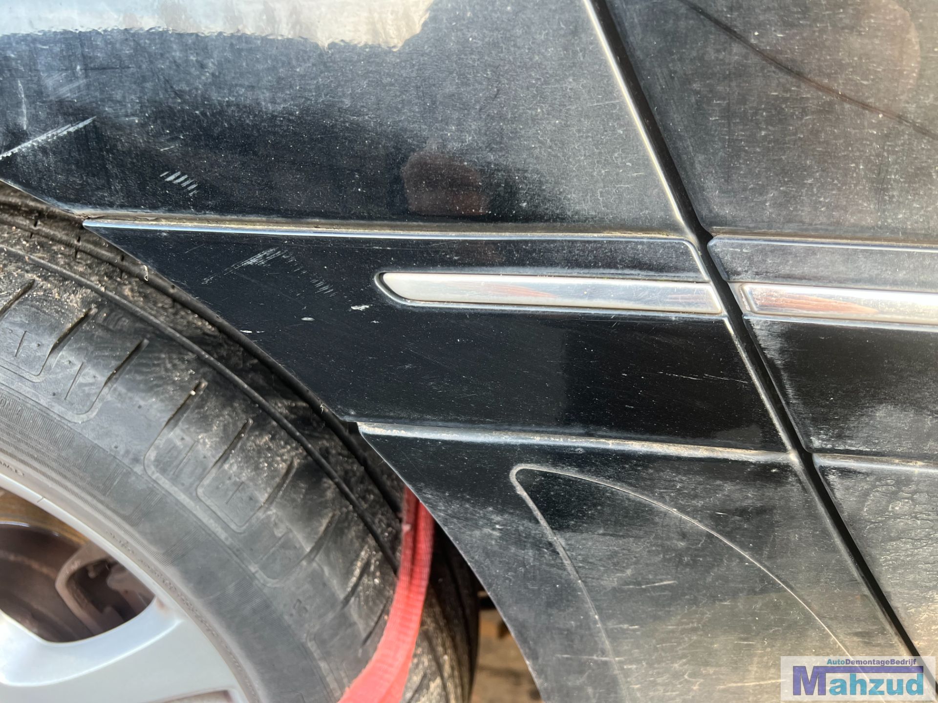 MERCEDES B KLASSE W245 Zwart 191 rechts sierstrip 2004-2011