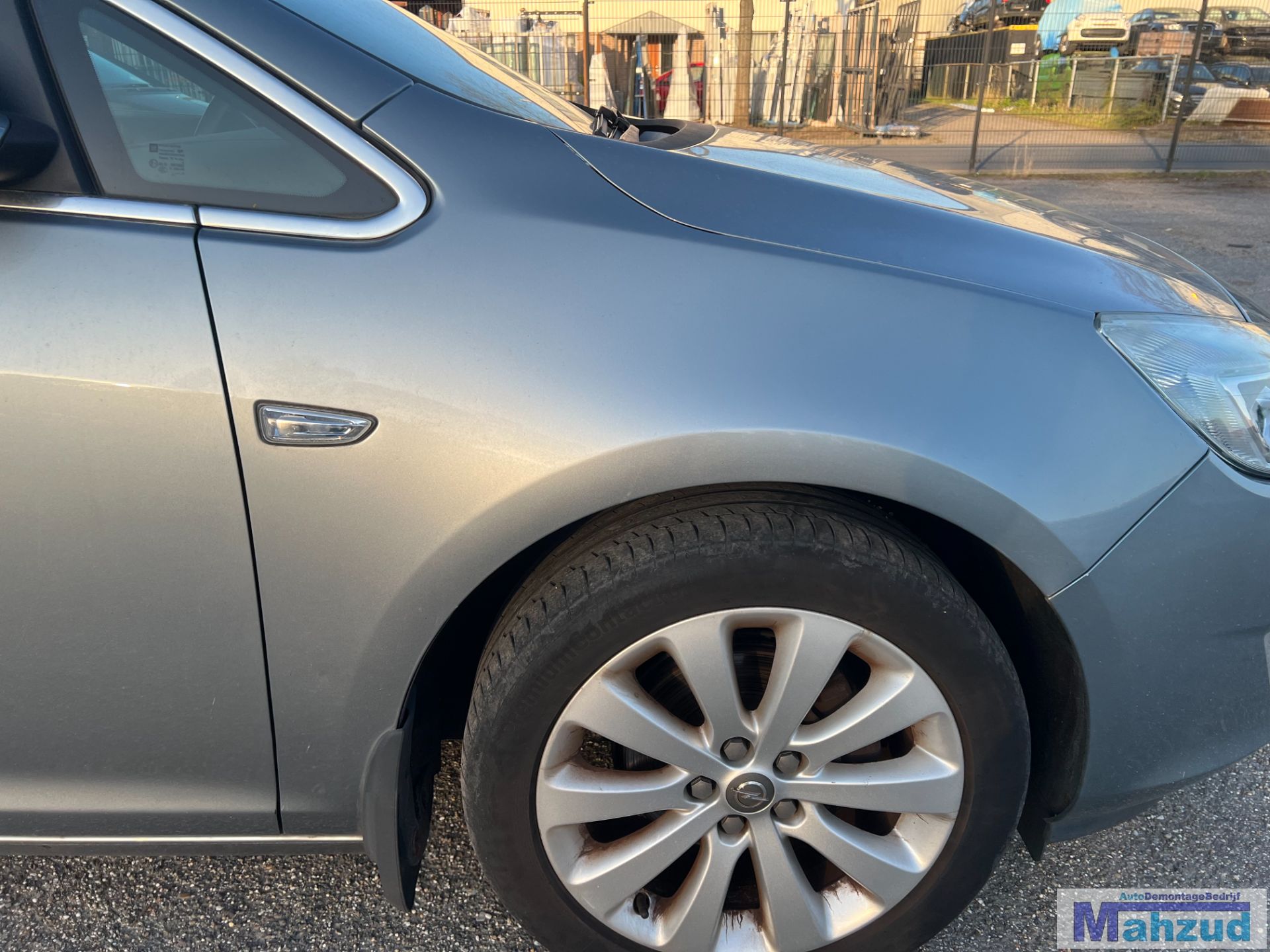 OPEL ASTRA J Grijs Z179 rechts voorscherm 2009-2015