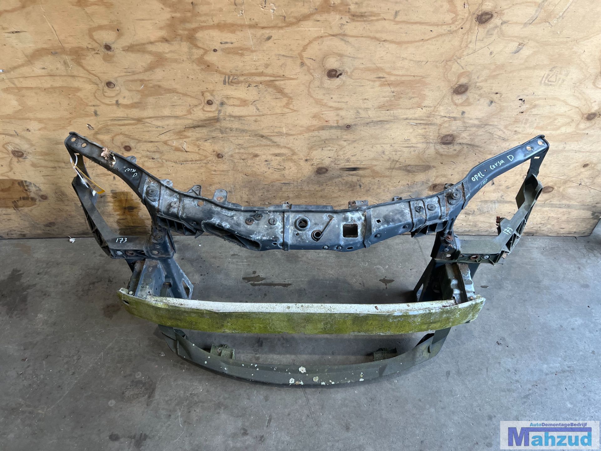 OPEL CORSA D voorfront front bumperbalk 2005-2013