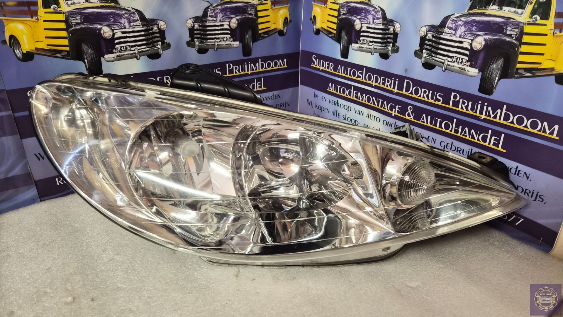 Peugeot 206 CC cabrio Koplamp rechts 9628666780