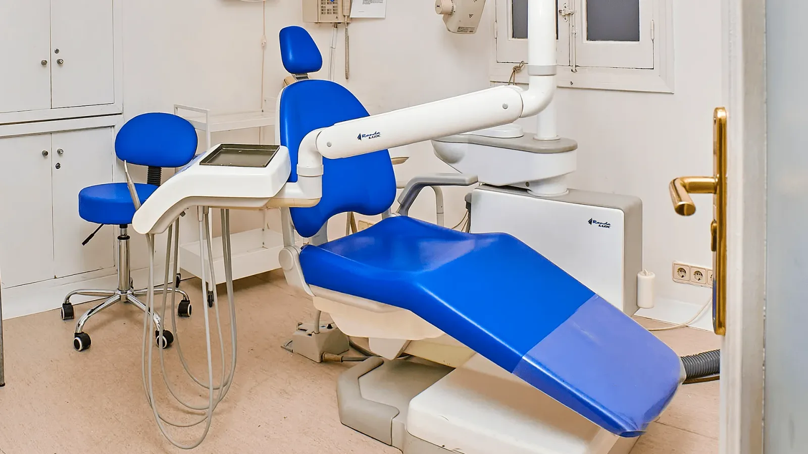 Alquiler de gabinete dental equipado | Alquiler | MEETMEDIX