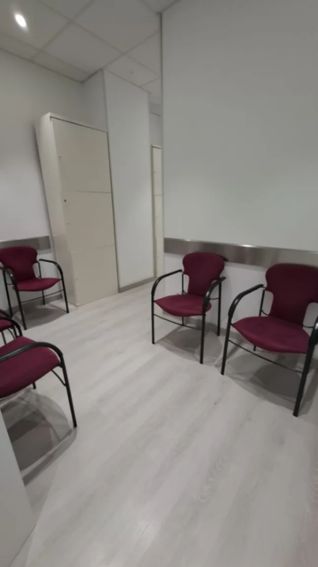 Gabinete en Clínica Dental perfecto estado  en Sant Cugat del Vallès | Alquiler espacio médico | MEETMEDIX