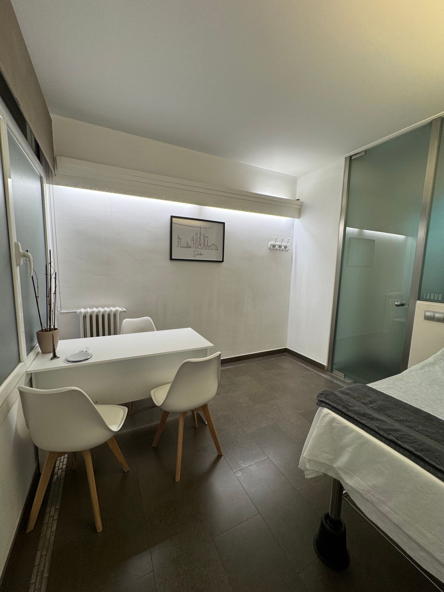 Alquiler Salas en centro Medicina Estética - Imagen 3