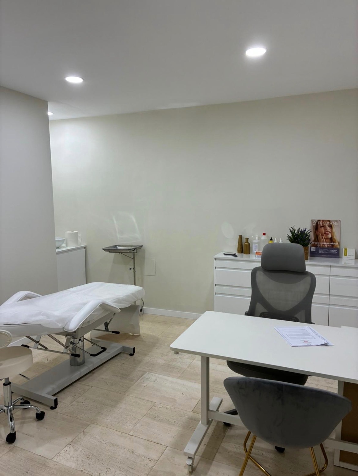 Clínica estética premium con 6 boxes en Sant Gervasi, Barcelona - Imagen 2