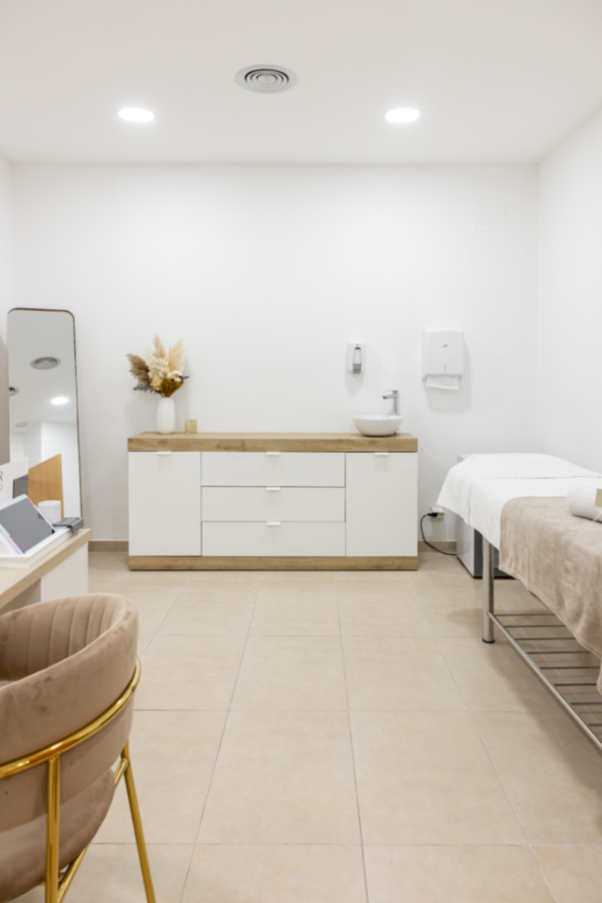 Consulta médico estético en Hospitalet de llobregat  - Imagen 2